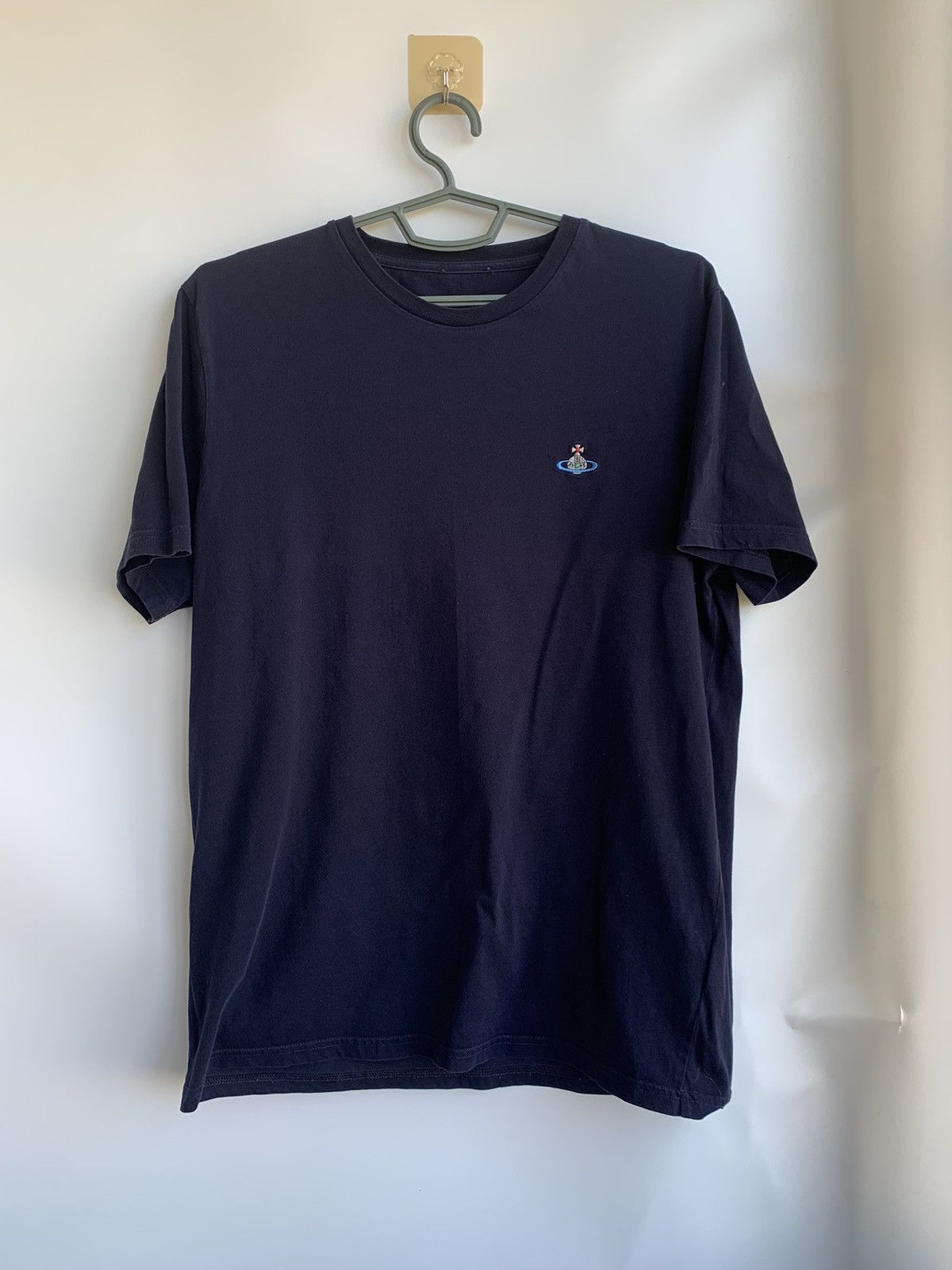 Vivienne Westwood Vivienne Westwood Small Orb Logo Embroidery T-shirt Size US M / EU 48-50 / 2 - 1 Thumbnail