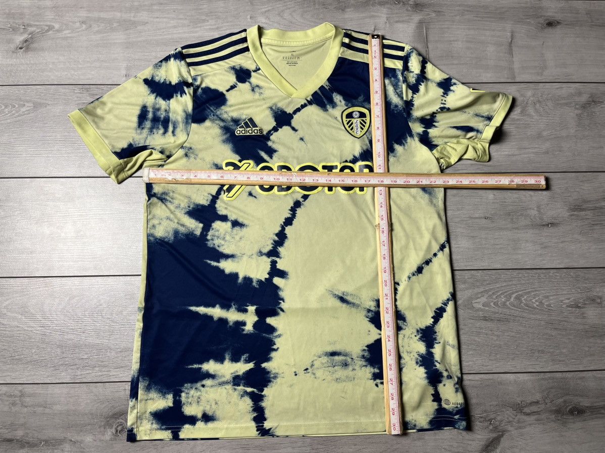 Adidas LEEDS UNITED 2022/2023 AWAY FOOTBALL ADIDAS SOCCER JERSEY Size US XL / EU 56 / 4 - 6 Thumbnail