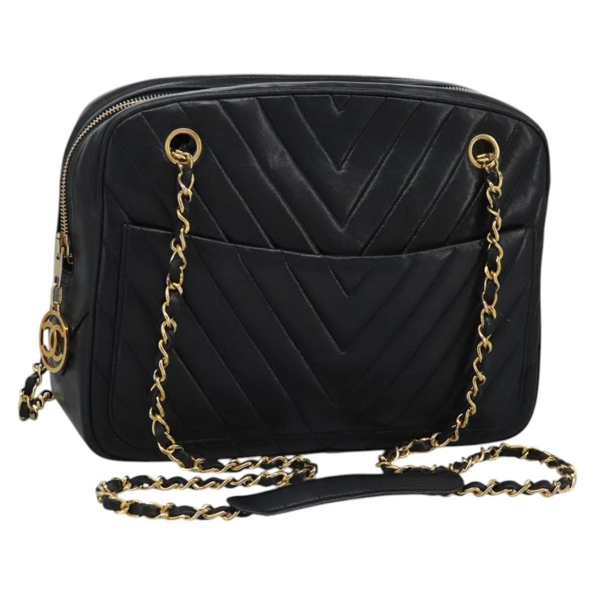 Chanel Chanel V Stitch Leather Size ONE SIZE - 1 Thumbnail