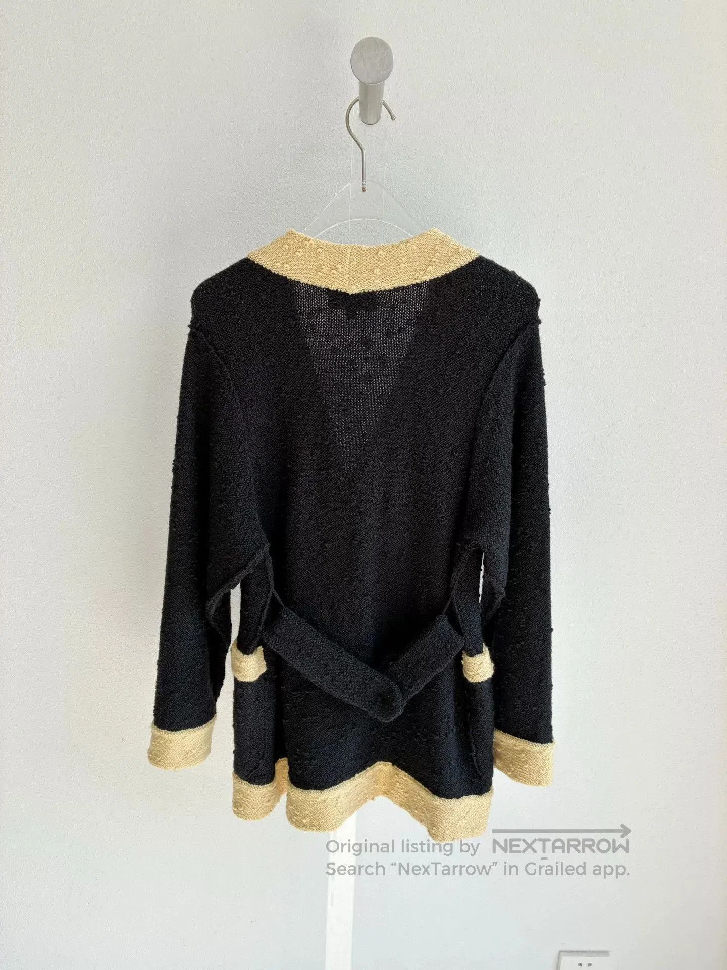 Chanel Chanel 24K Black Yellow Colorblock Wool Cardigan. Size XXS / US 00 / IT 34 - 3 Thumbnail