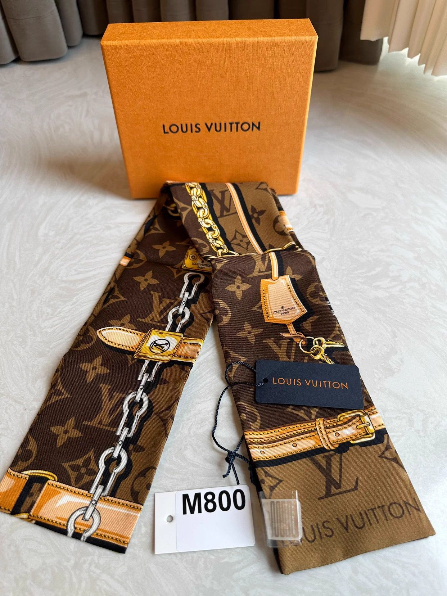 Louis Vuitton LV Monogram silk hair scarf NWT boxed Size ONE SIZE - 1 Thumbnail