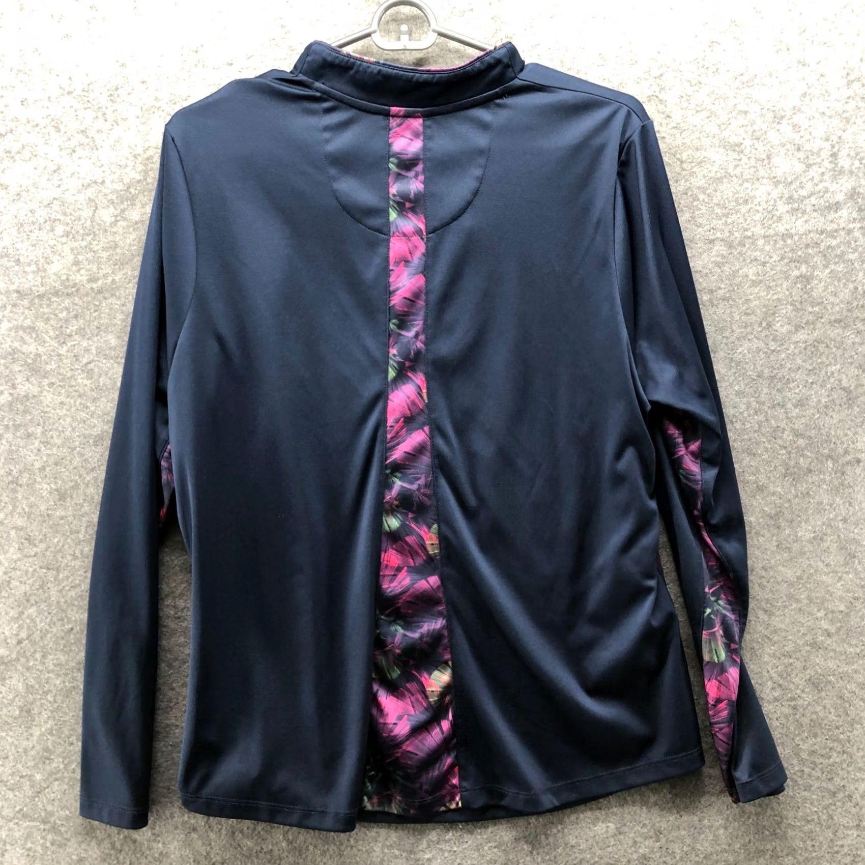 Vintage Greg Norman Play Dry Golf Womens XL Long Sleeve Polyester Navy Floral Pullover Size XL / US 12-14 / IT 48-50 - 2 Thumbnail