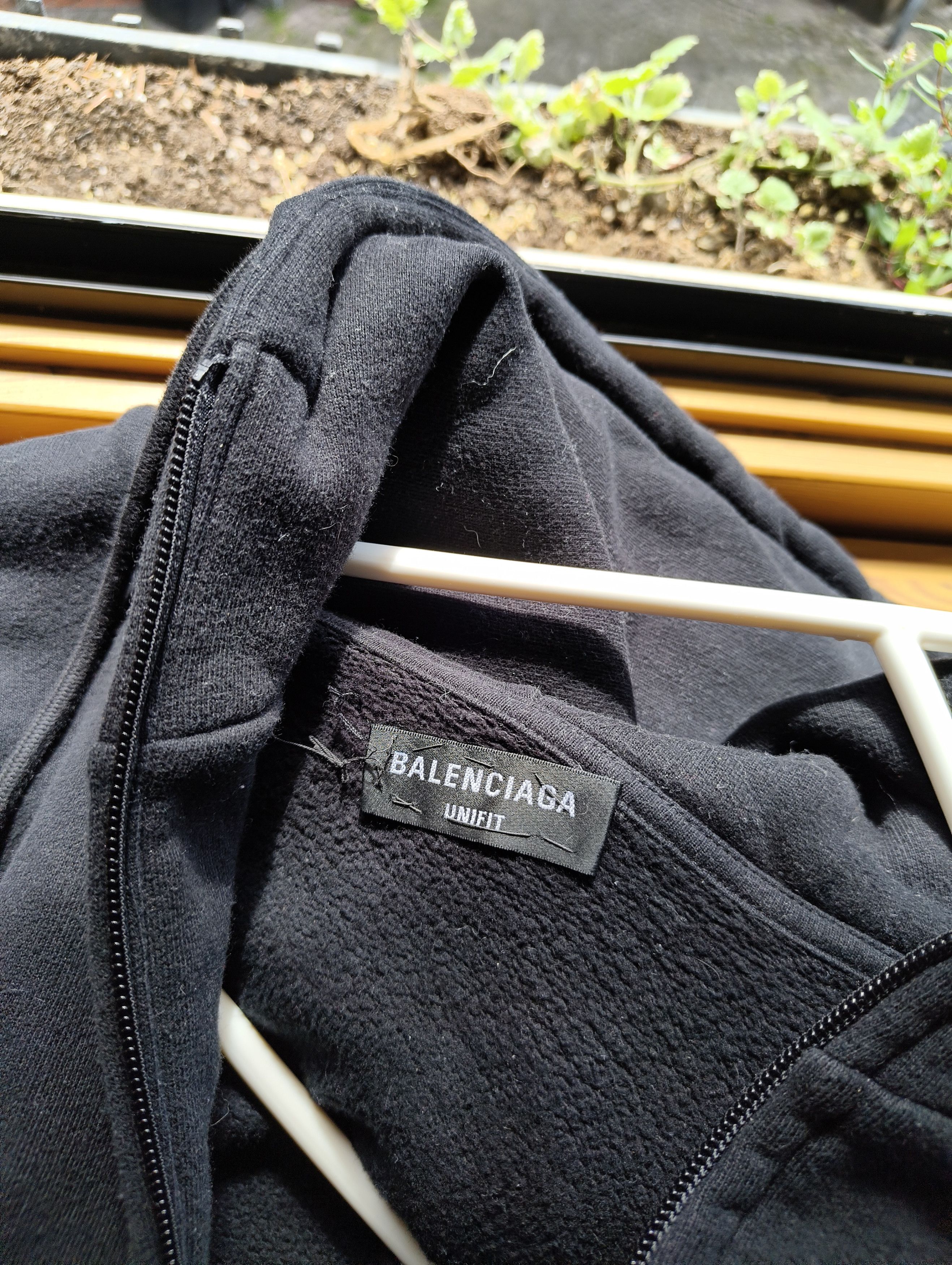 Balenciaga AW21 Balenciaga x Pillowdy Inflatable Pillow Jacket Size US S / EU 44-46 / 1 - 3 Thumbnail