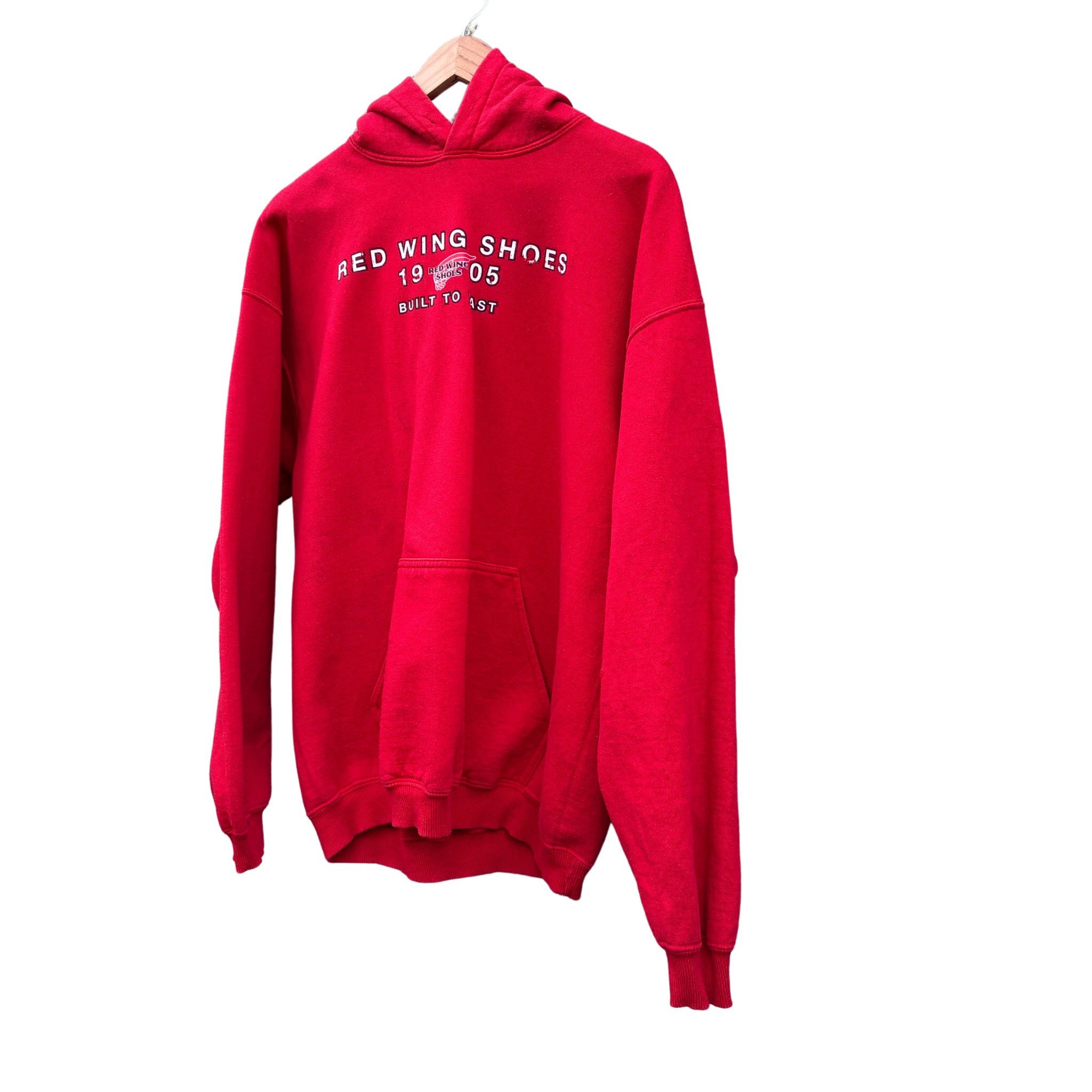 Gildan × Red Wing Red Wing Shoes Spell Out Classic Logo Red Hoodies Size US XL / EU 56 / 4 - 7 Thumbnail