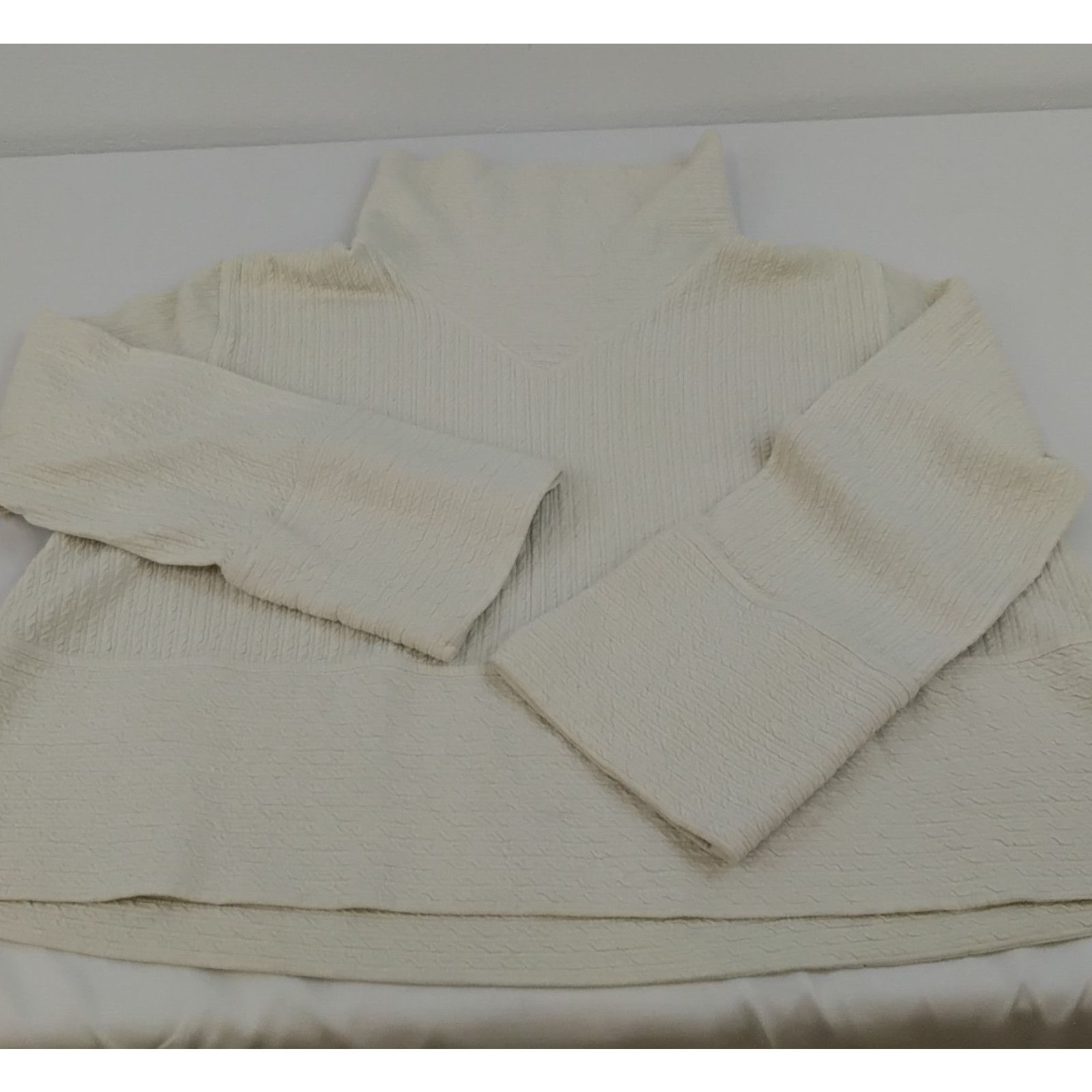 Lululemon Lululemon Funnel-Neck Sweater Women's M White Athleisure Size M / US 6-8 / IT 42-44 - 6 Thumbnail