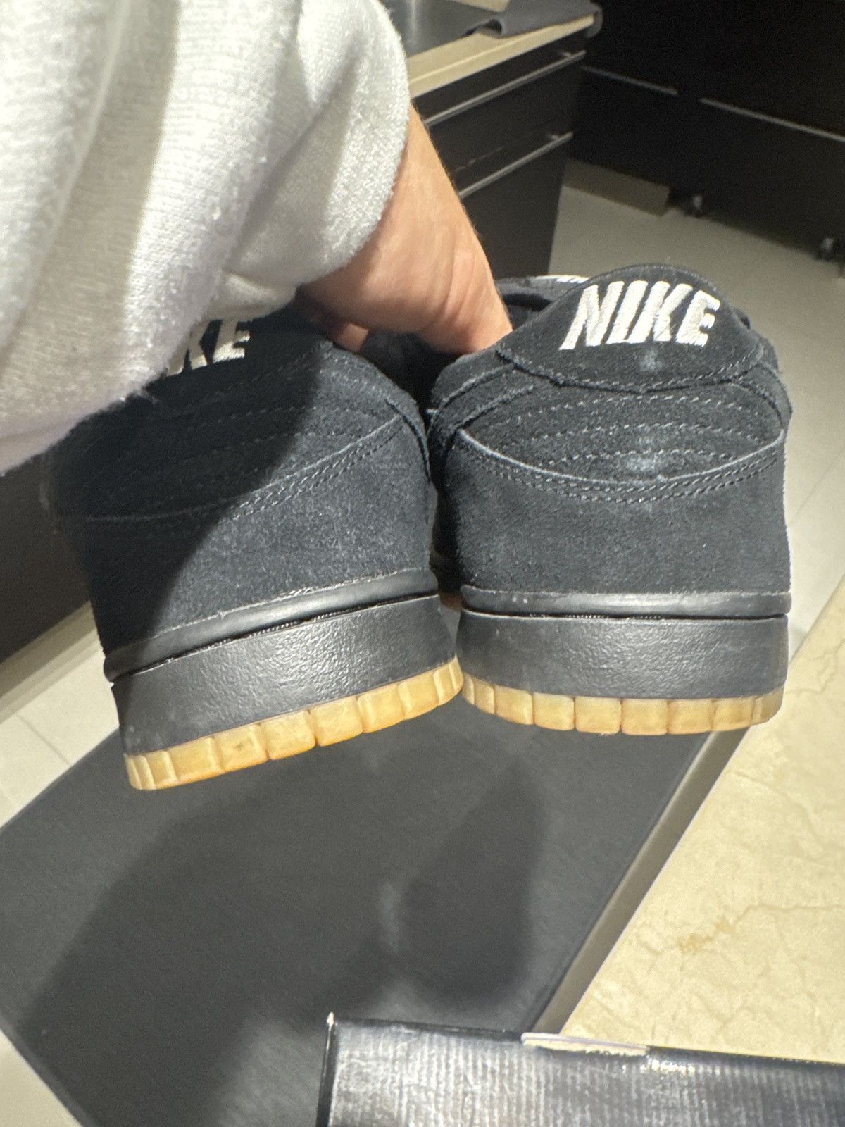Nike SB Nike SB Dunk Low Black Pack 2006 Size US 10.5 / EU 43-44 - 10 Thumbnail