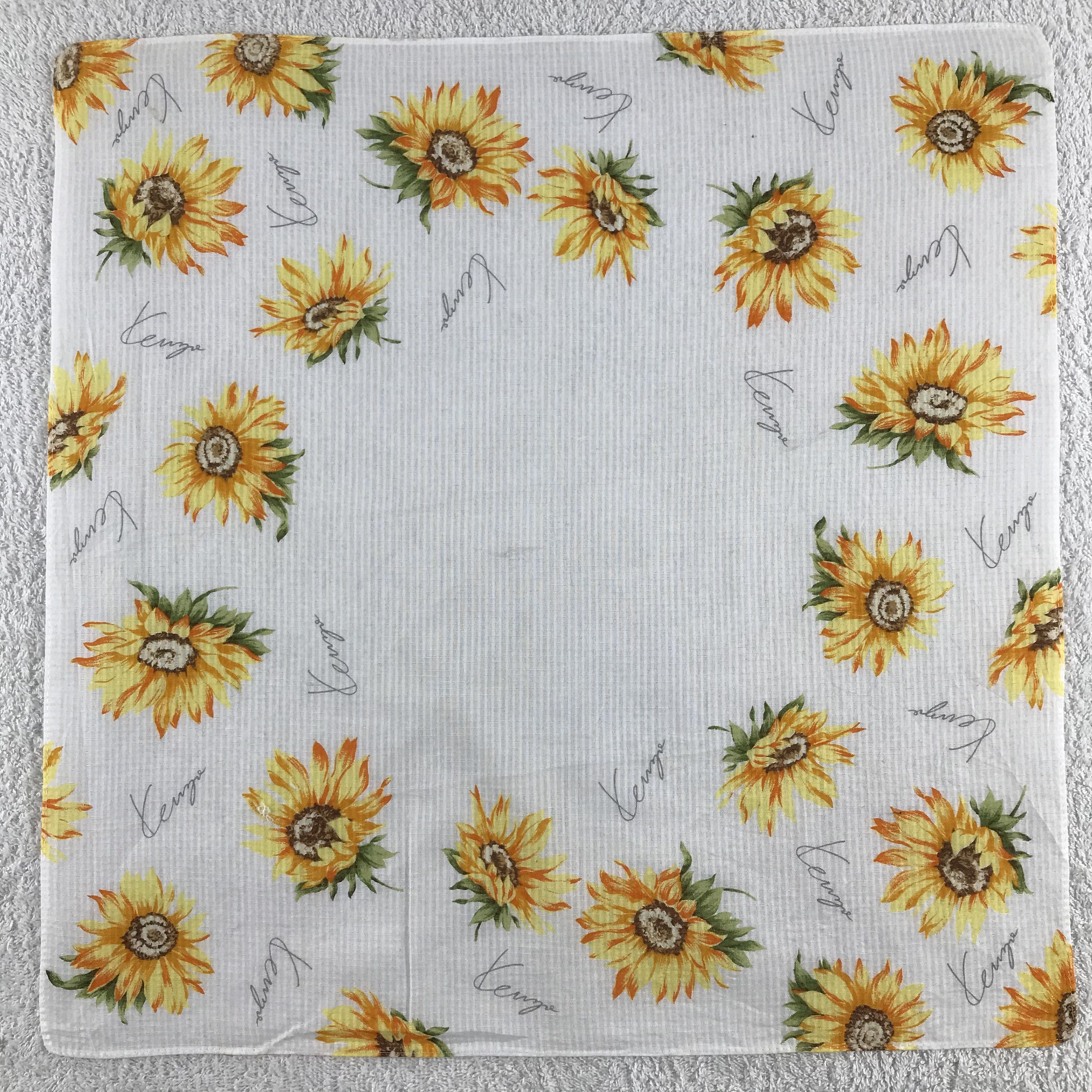 Kenzo × Vintage Kenzo Bandana / Handkerchief / Neckerchief - S236 Size ONE SIZE - 1 Thumbnail