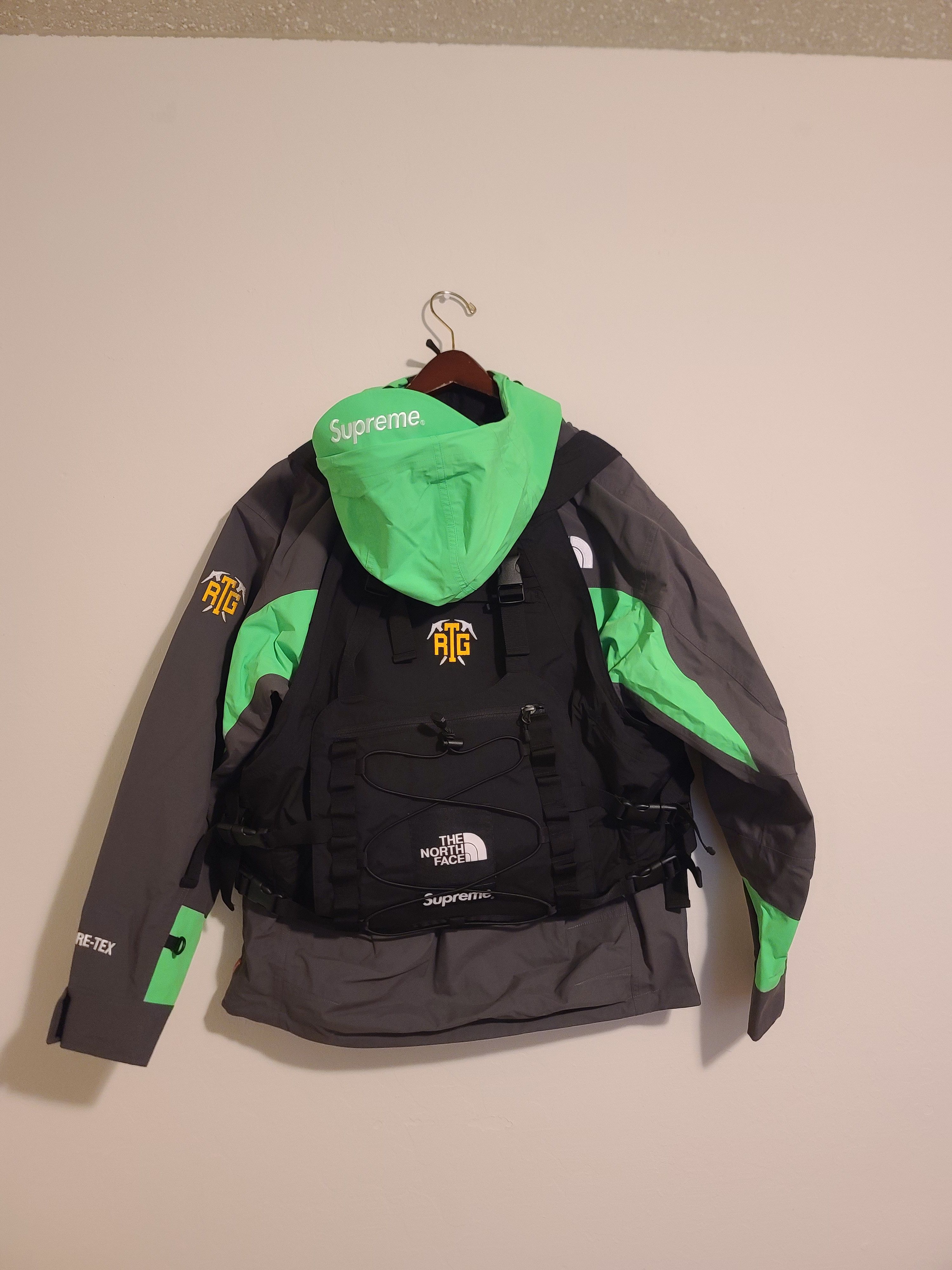 Supreme × The North Face RTG lime jacket + vest Size US M / EU 48-50 / 2 - 2 Thumbnail