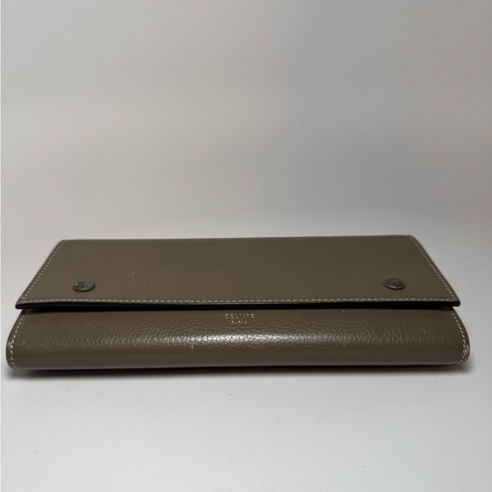 Celine Celine Large Flap Multifunction Wallet Grey Grained Leather Size ONE SIZE - 4 Thumbnail