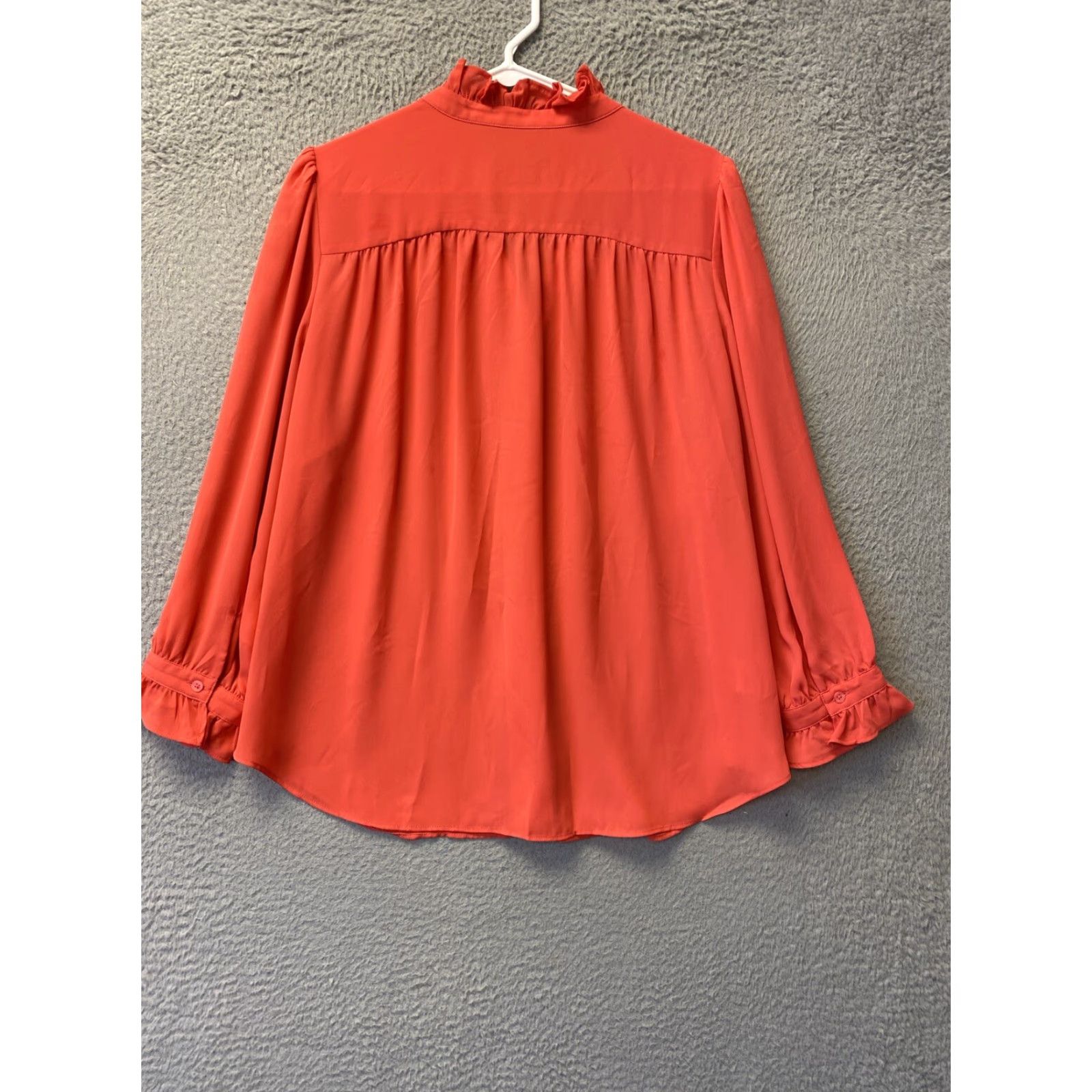 Ann Taylor Ann Taylor LOFT Button-Up Shirt Blouse Women's Coral L Size Button Up Collared Classic/Fitted Sleeve Long Sleeve Polyester Solid Size L / US 10 / IT 46 - 6 Thumbnail