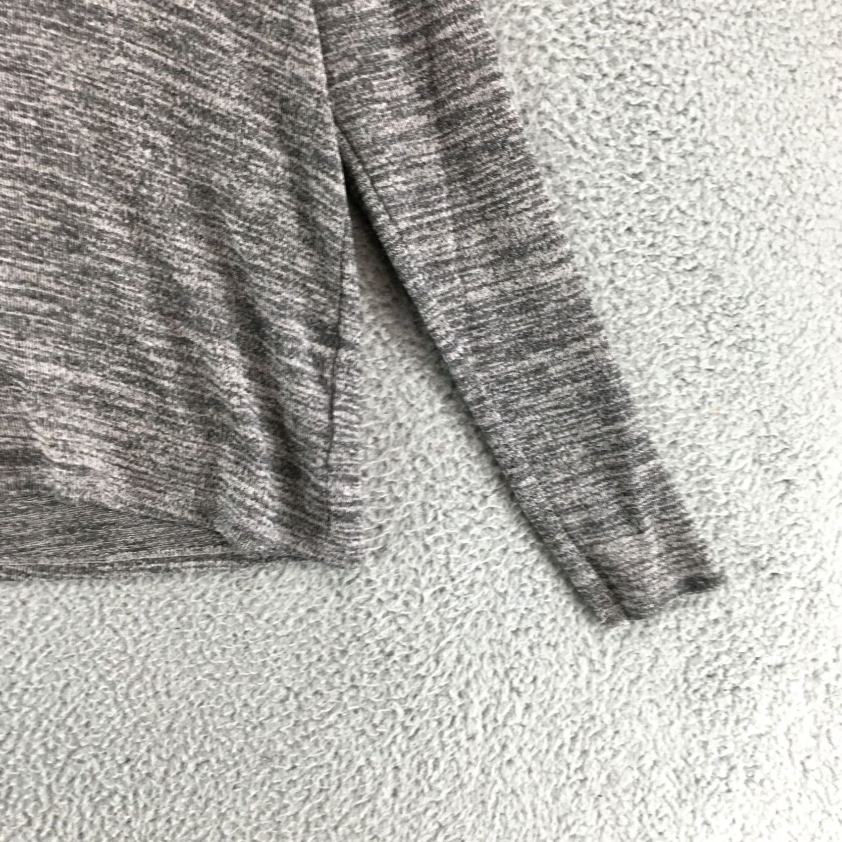 Old Navy Old Navy Pullover Sweater Women’s Medium Gray Roundneck Long Sleeve Casual Knit Pullover Size M / US 6-8 / IT 42-44 - 3 Thumbnail