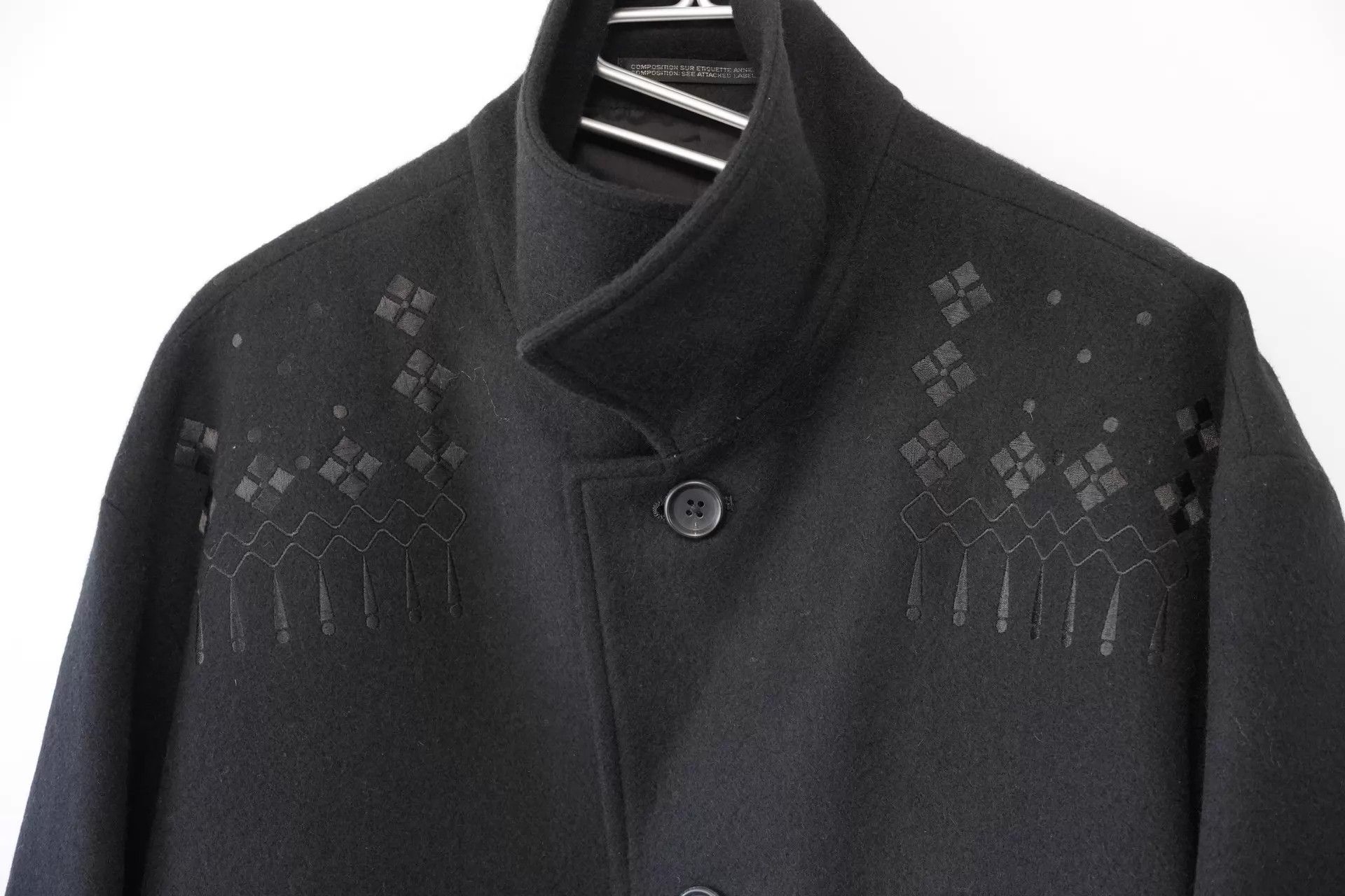 Yohji Yamamoto Yamamoto 22AW Blk Embroidered Back Cashmere Jkt Replica Size US S / EU 44-46 / 1 - 4 Thumbnail