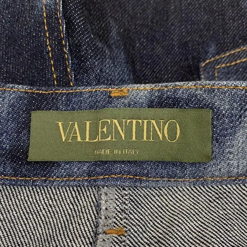 Valentino Valentino Blue Cotton Butterfly Embroidered Shorts . Size 26" / US 2 / IT 38 - 5 Thumbnail