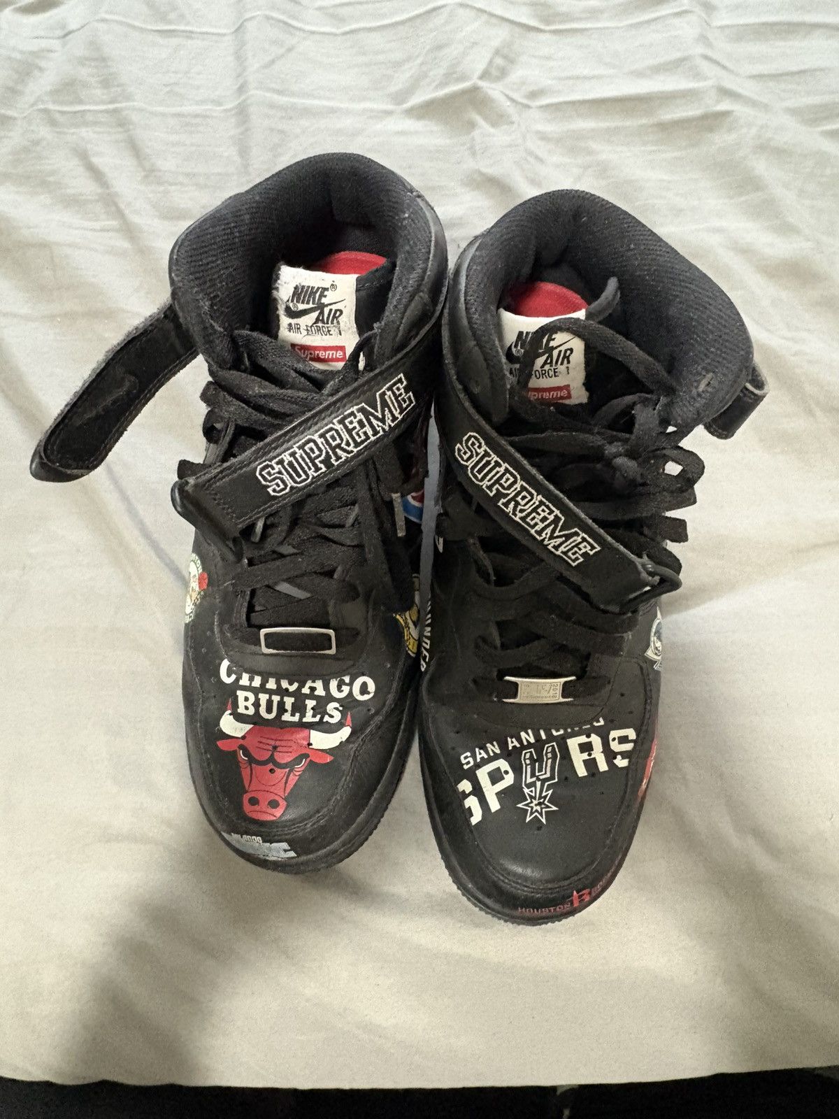 Nike × Supreme Nike x Supreme x NBA Air Force 1s Size US 10.5 / EU 43-44 - 5 Thumbnail
