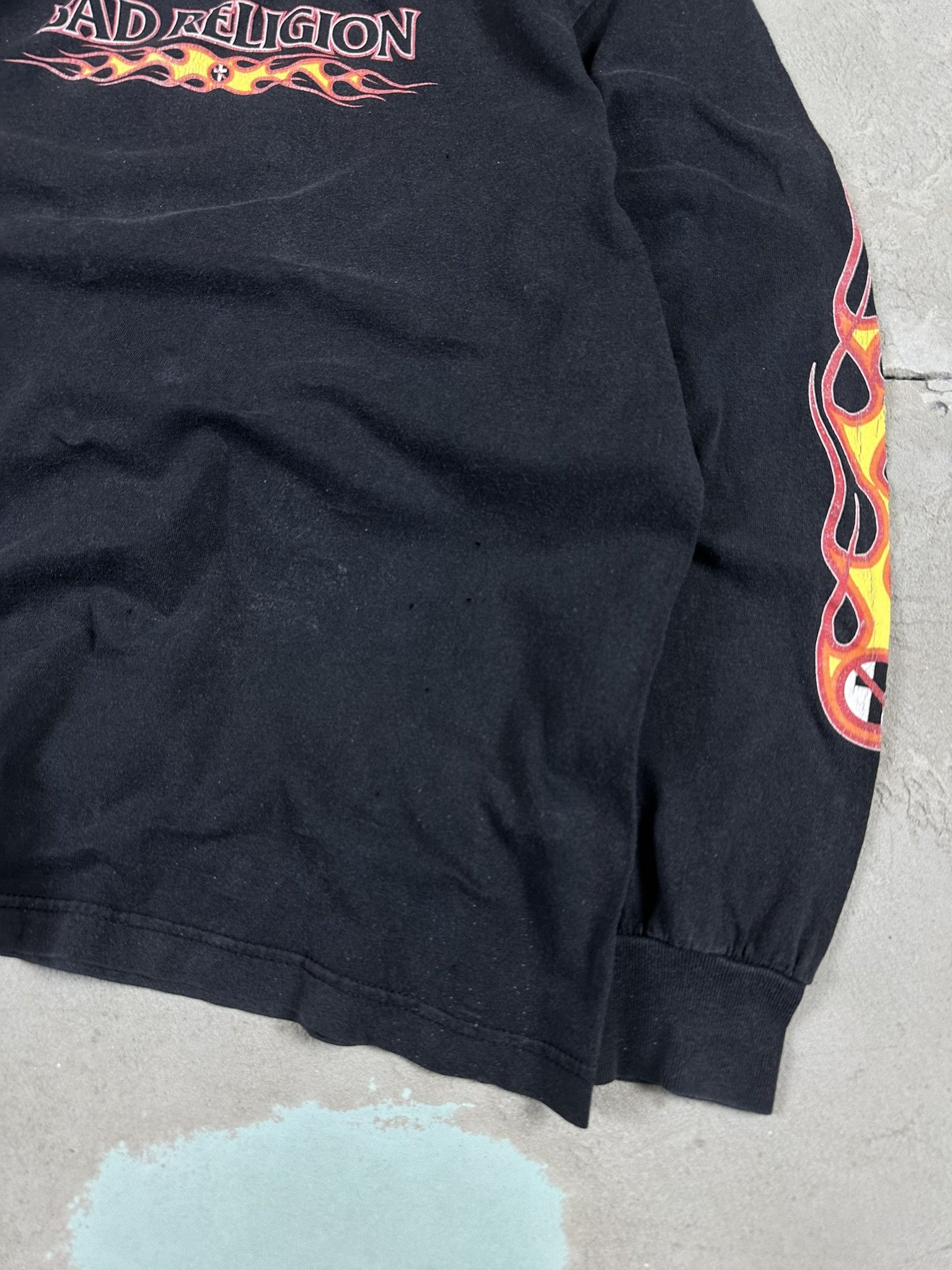 Band Tees 2000s Vintage Bad Religion Flame Rock Band Y2k T-shirt Size US XL / EU 56 / 4 - 5 Thumbnail