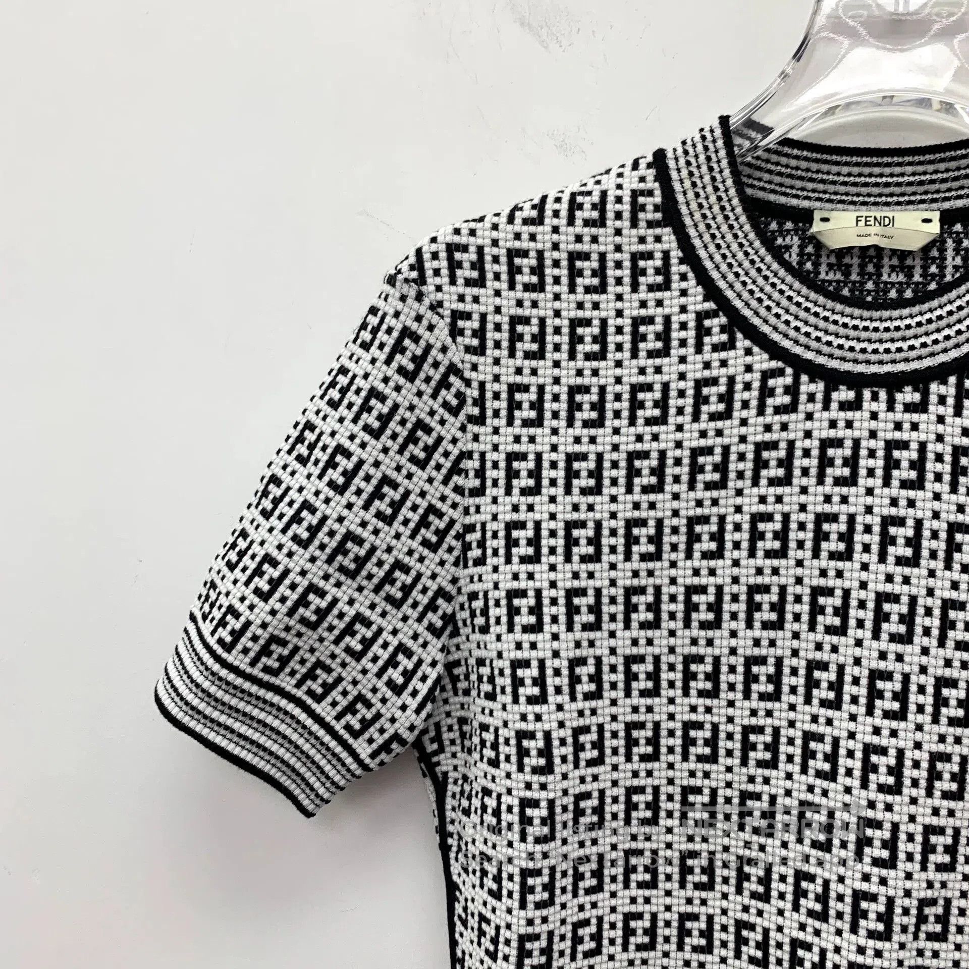 Fendi fendi color block logo short sleeve knit top. Size US M / EU 48-50 / 2 - 3 Thumbnail