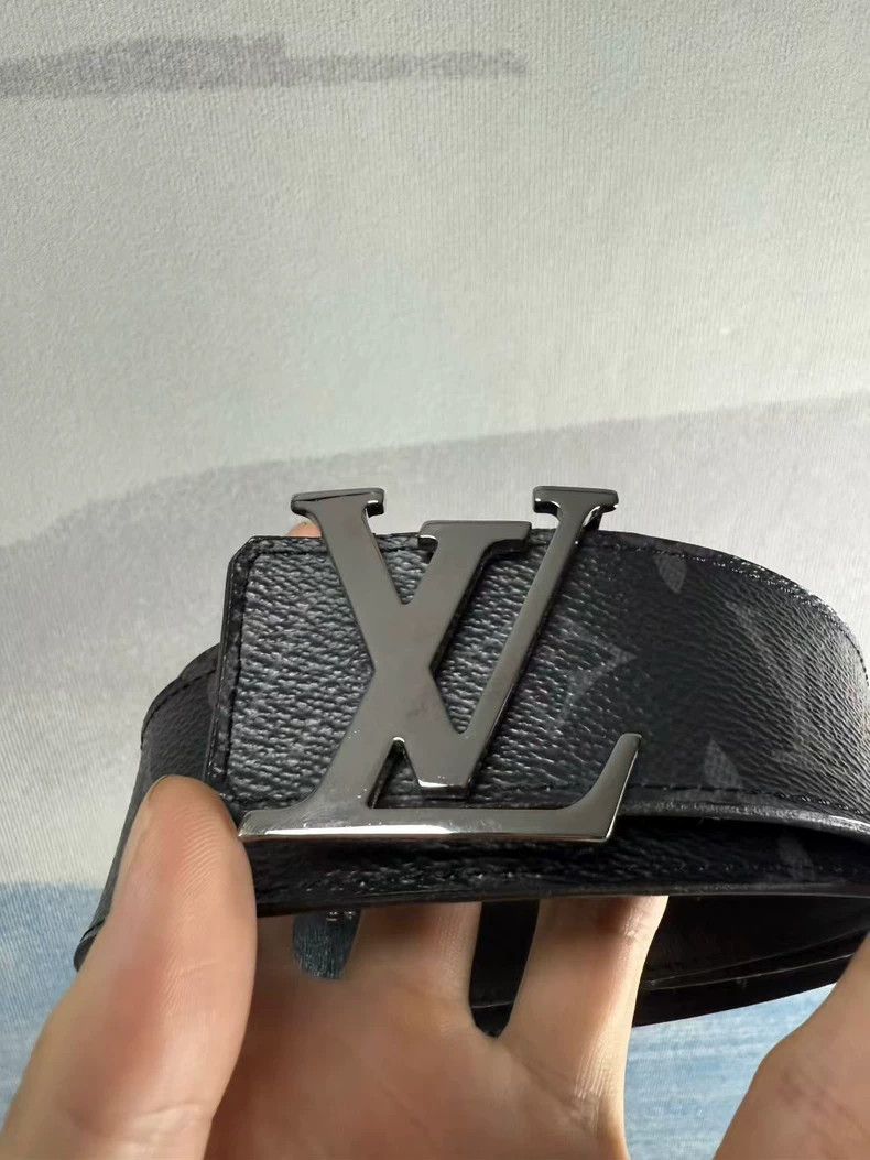 Louis Vuitton Louis Vuitton Black silver buckle full print belt Size ONE SIZE - 4 Thumbnail