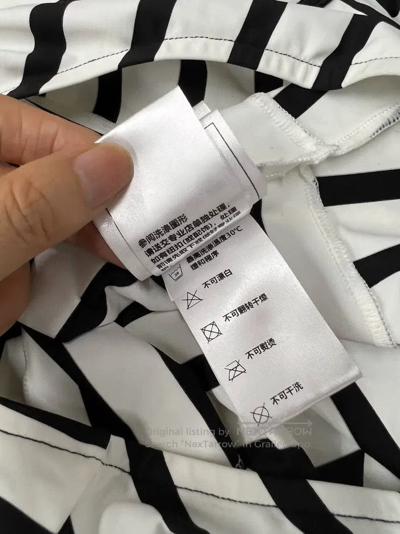 Chanel Chanel Black and white striped swimsuit Size 27" / US 4 / IT 40 - 8 Thumbnail