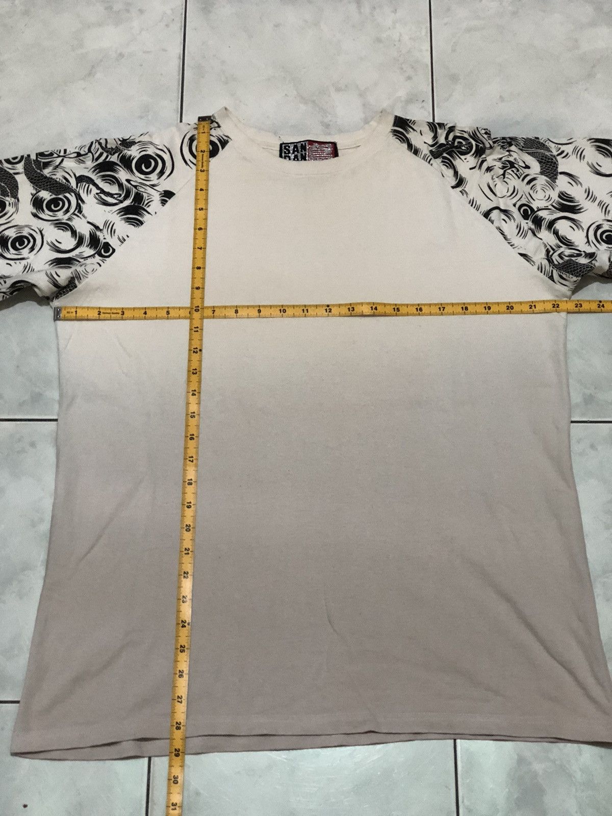 If Six Was Nine SanDan Nami no Yusha Raglan Tees Size US XL / EU 56 / 4 - 16 Thumbnail