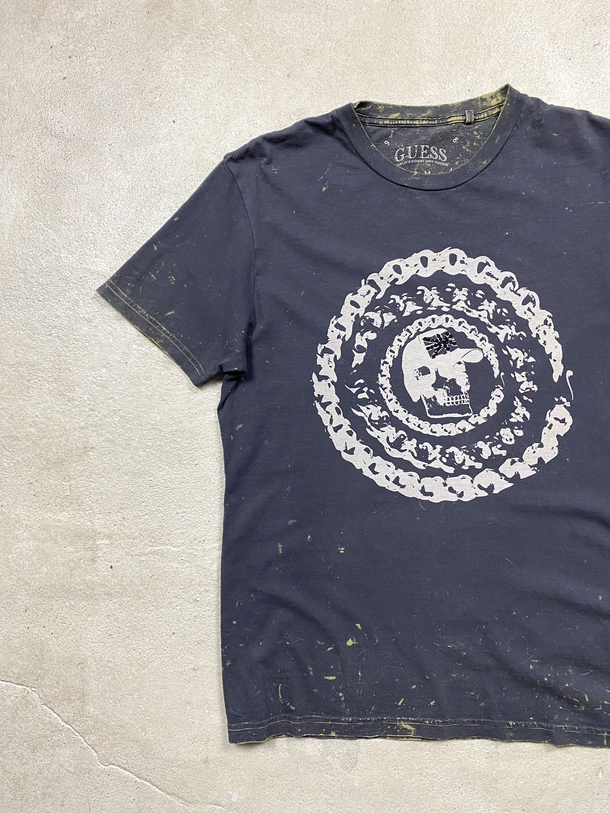 Guess Vintage Guess Scull Chain T Shirt Stonewash Y2K Hype Size US M / EU 48-50 / 2 - 2 Thumbnail