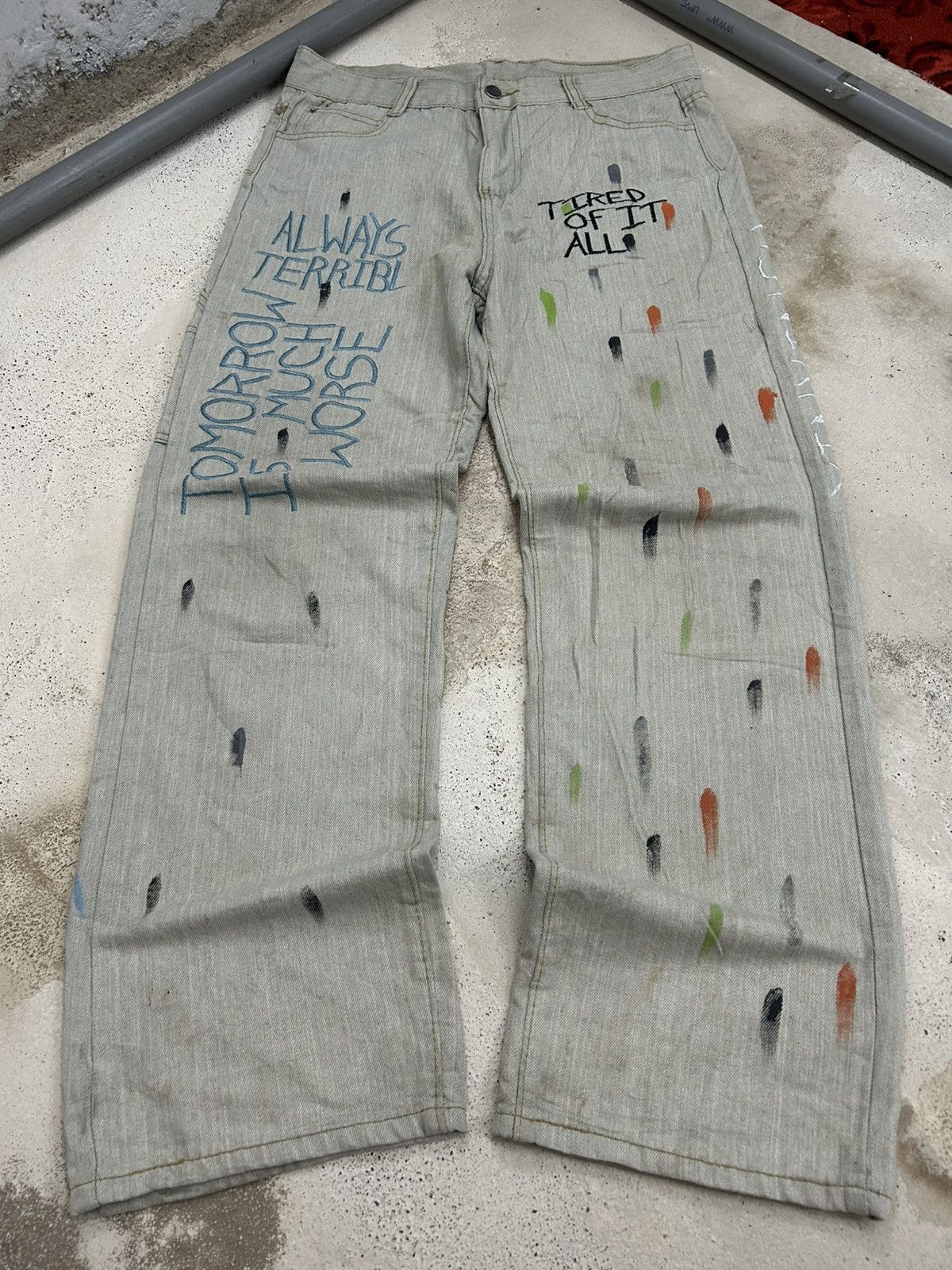 Le Grande Bleu (L.G.B.) Vintage Carpenter Dirty Light Splatter Paint Art Embroidery Size US 32 / EU 48 - 1 Thumbnail