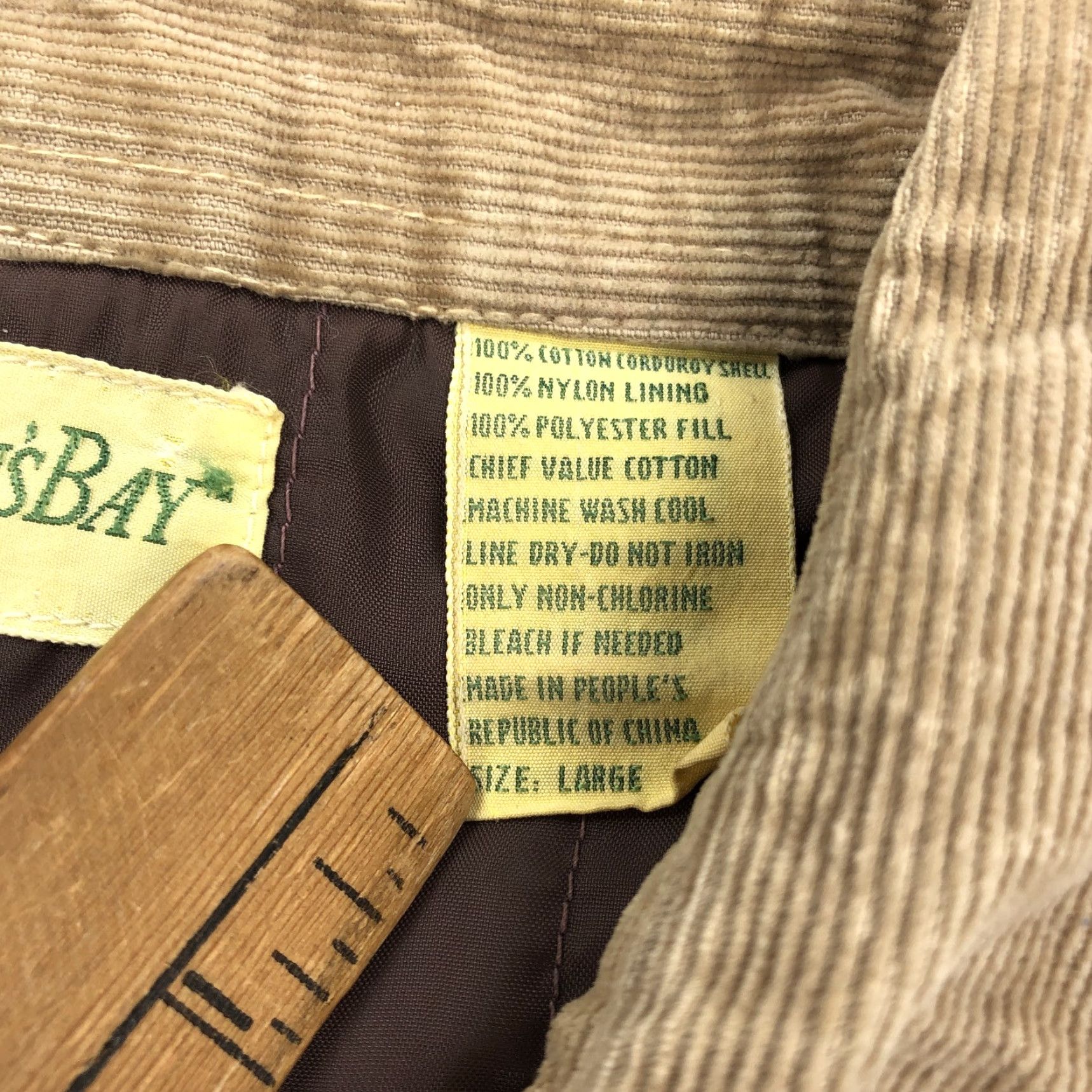 Vintage St. John's Bay Men's L Tan Corduroy Button Down Shirt Quilted Lined Vintage Size US L / EU 52-54 / 3 - 4 Thumbnail