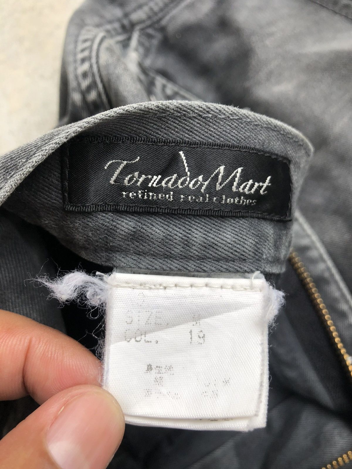 Tornado Mart Tornado Mart Cargo Pants Distressed Size US 31 - 22 Thumbnail
