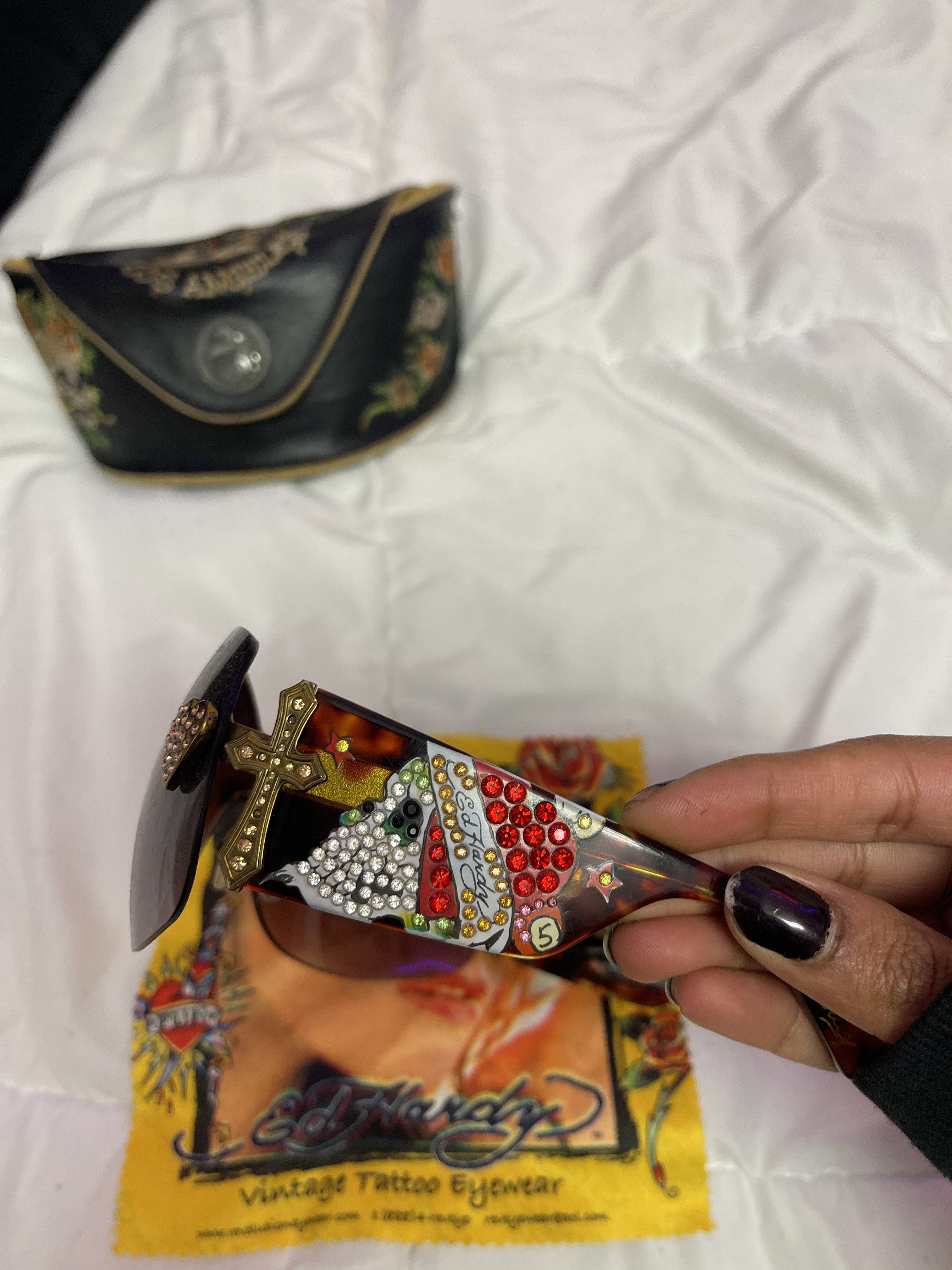 Ed Hardy Ed Hardy Vintage Sunglasses Size ONE SIZE - 5 Thumbnail