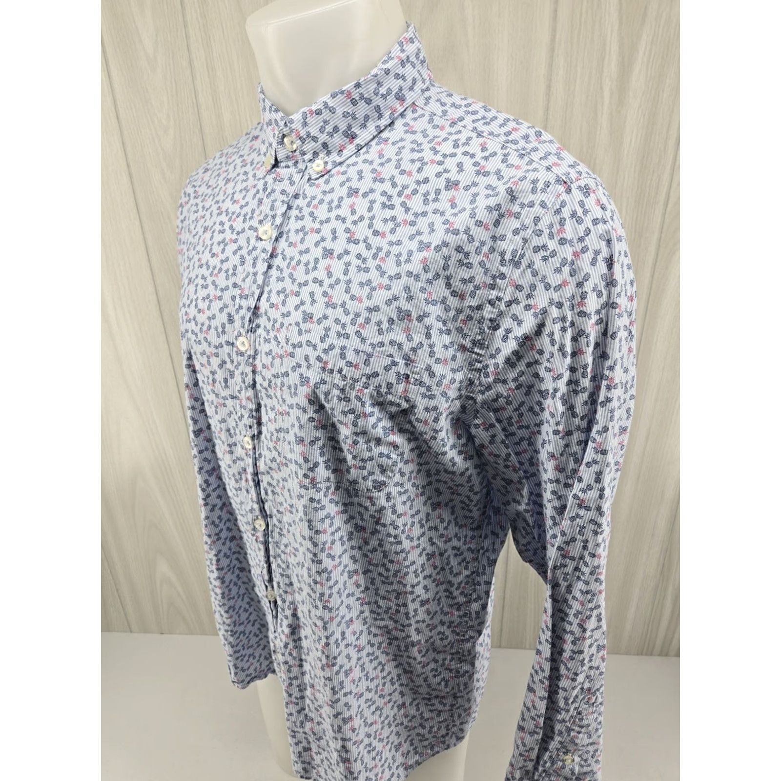 Vineyard Vines Vineyard Vines Murray Shirt Slim Fit Mens LARGE Blue Pineapple Geometric Button-Up Shirt Size US L / EU 52-54 / 3 - 5 Thumbnail