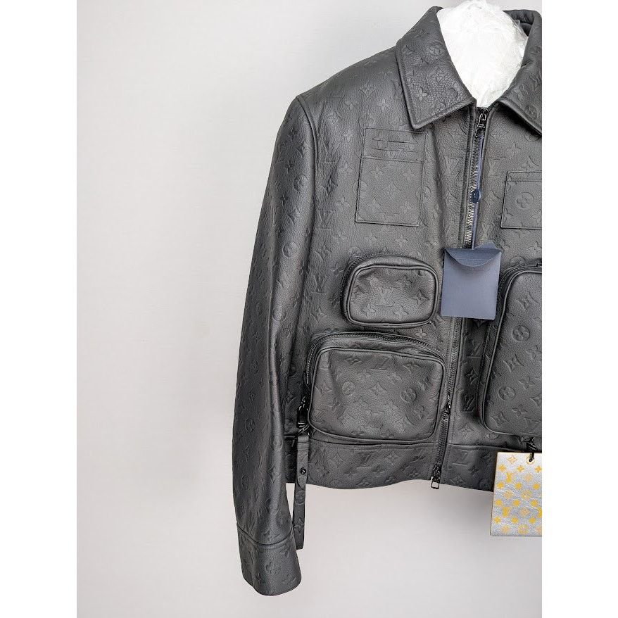 Louis Vuitton o1rshd1 Monogram Embossed Utility Black Leather Jacket Black Size US M / EU 48-50 / 2 - 7 Thumbnail