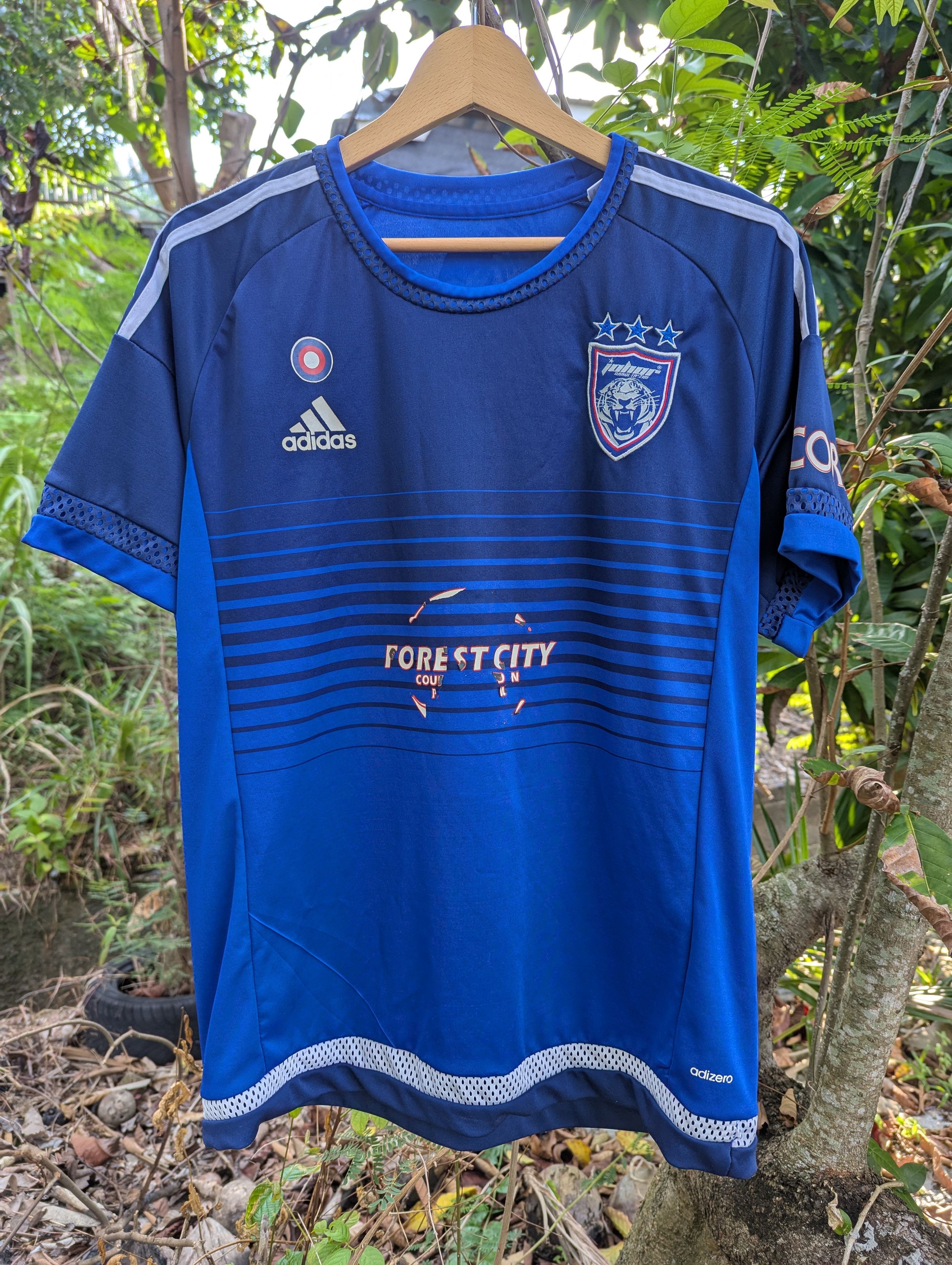 Adidas ADIDAS JOHOR JDT FC 2016 HOME FOOTBALL SHIRT SOCCER Size US M / EU 48-50 / 2 - 1 Thumbnail