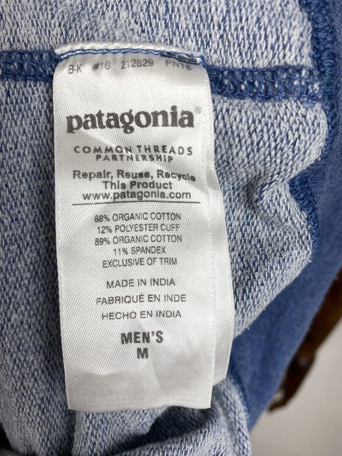 Patagonia Men’s Patagonia Hoodie size M Size US M / EU 48-50 / 2 - 5 Thumbnail