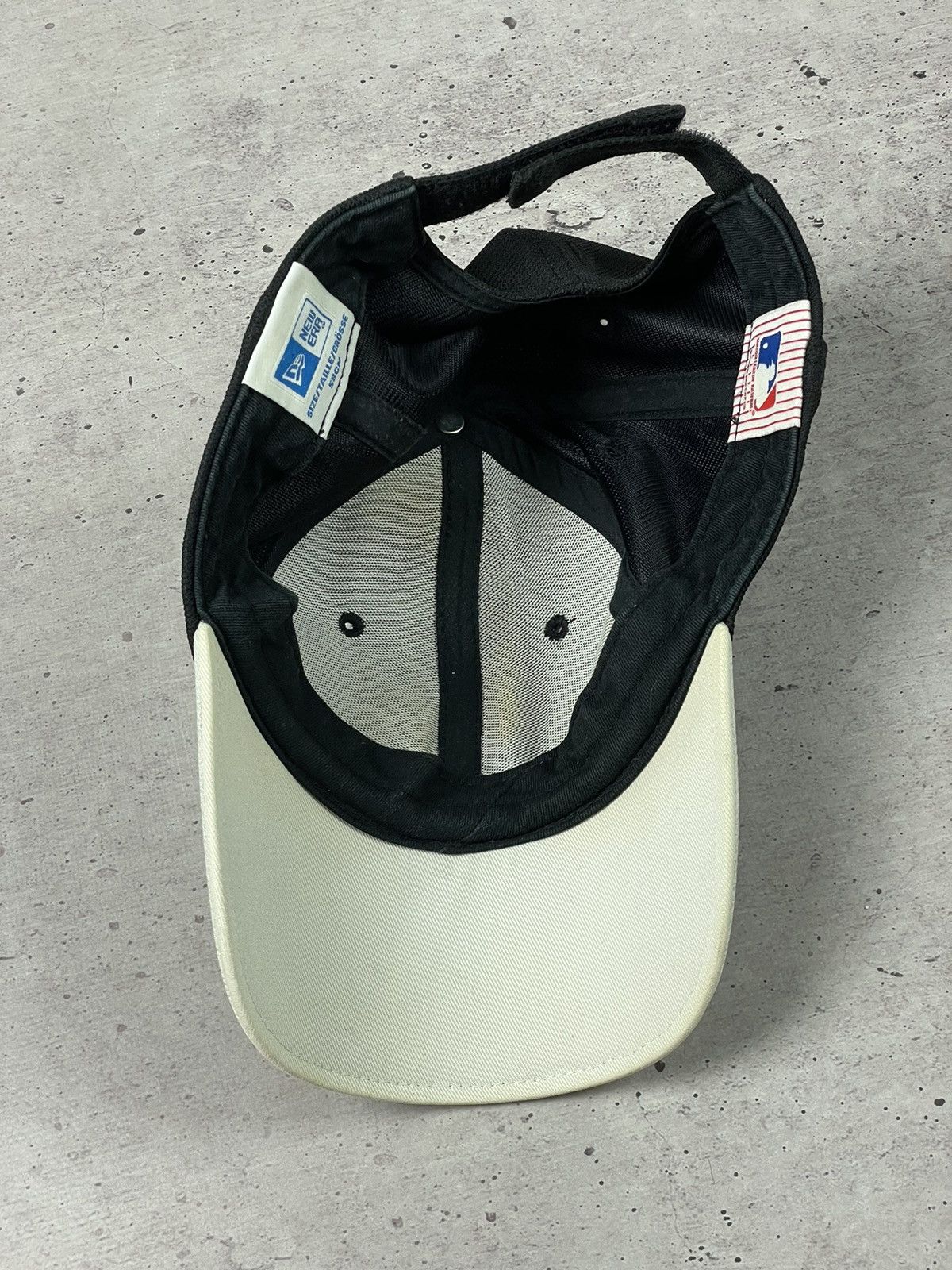 New Era × New York Yankees × Vintage Vintage New Era Yankees New York Cap Rare Hat Size ONE SIZE - 8 Thumbnail