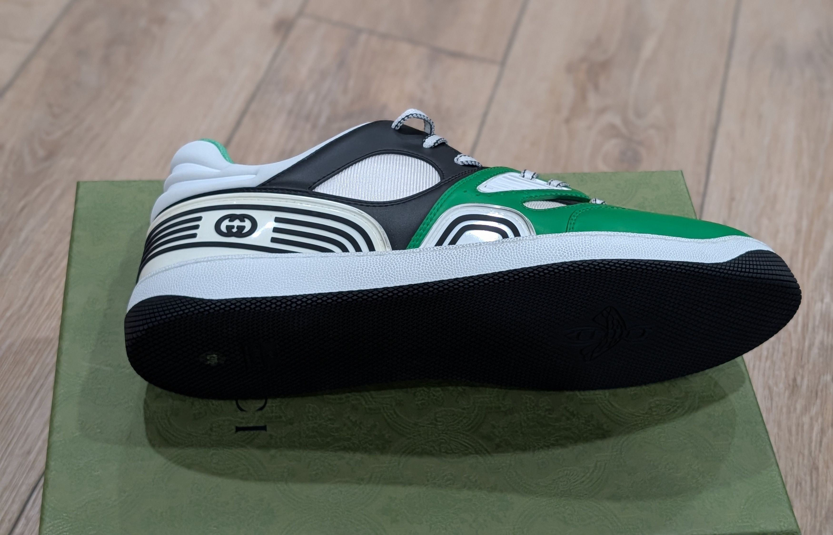 Gucci Gucci Colorblock Leather Low-Top Sneakers White/Green 13.5G Size US 13 / EU 46 - 7 Thumbnail