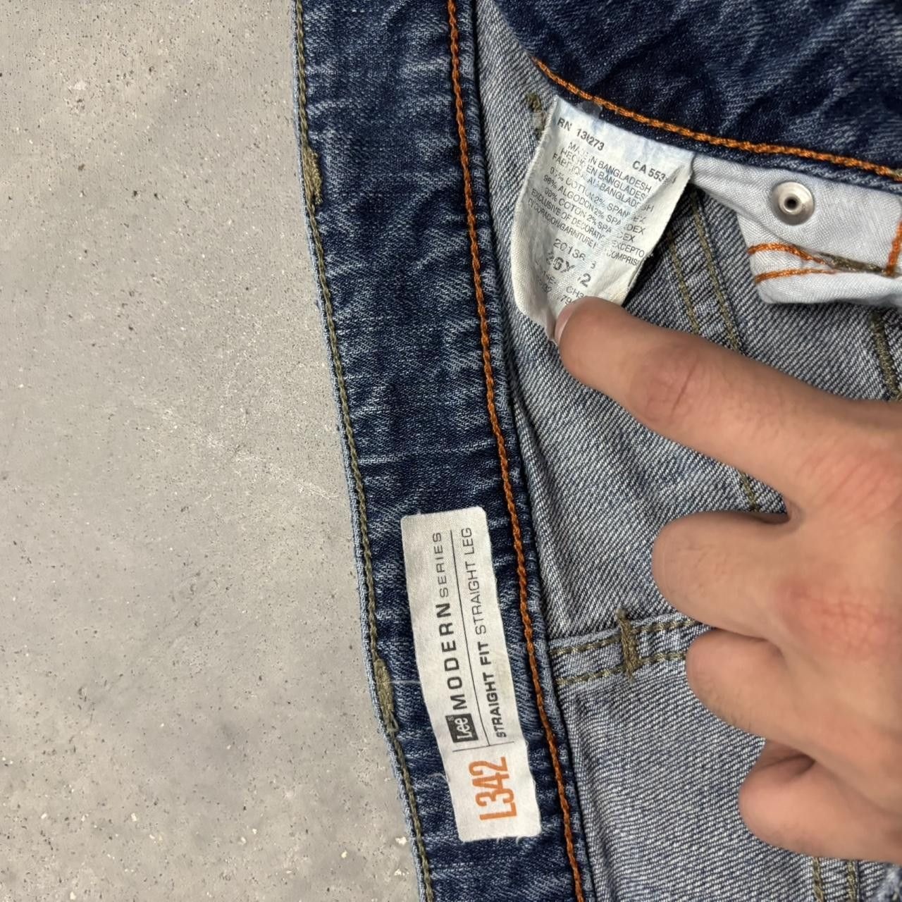 Japanese Brand Crazy Vintage Y2K/2000s Grunge Distressed Denim Jeans Size US 36 / EU 52 - 8 Thumbnail