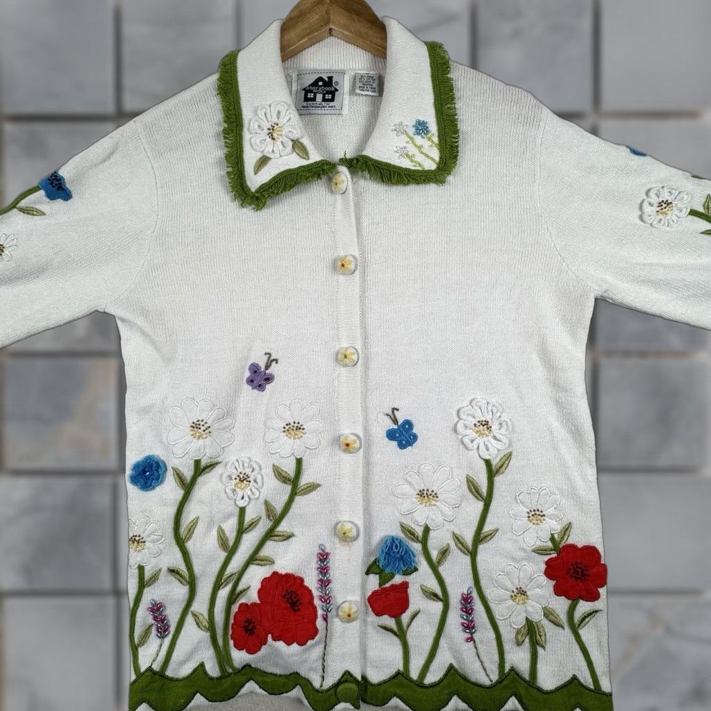 Vintage VINTAGE Storybook Knits Womens M White Cardigan Knit Sweater Embroidered Spring Flowers Size M / US 6-8 / IT 42-44 - 1 Thumbnail