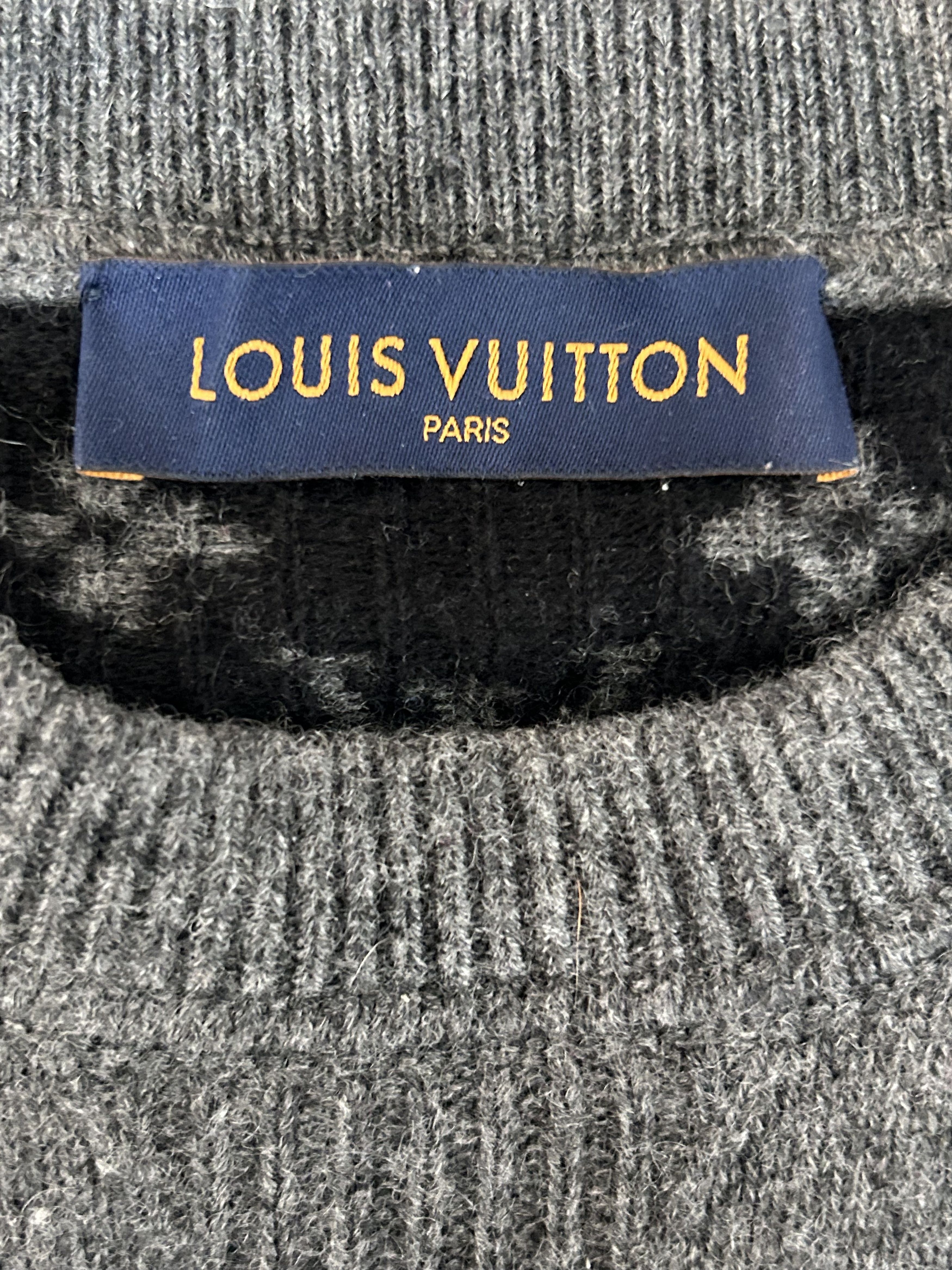 Louis Vuitton Louis Vuitton Grey & Black Monogram Cashmere Sweater Size US M / EU 48-50 / 2 - 3 Thumbnail