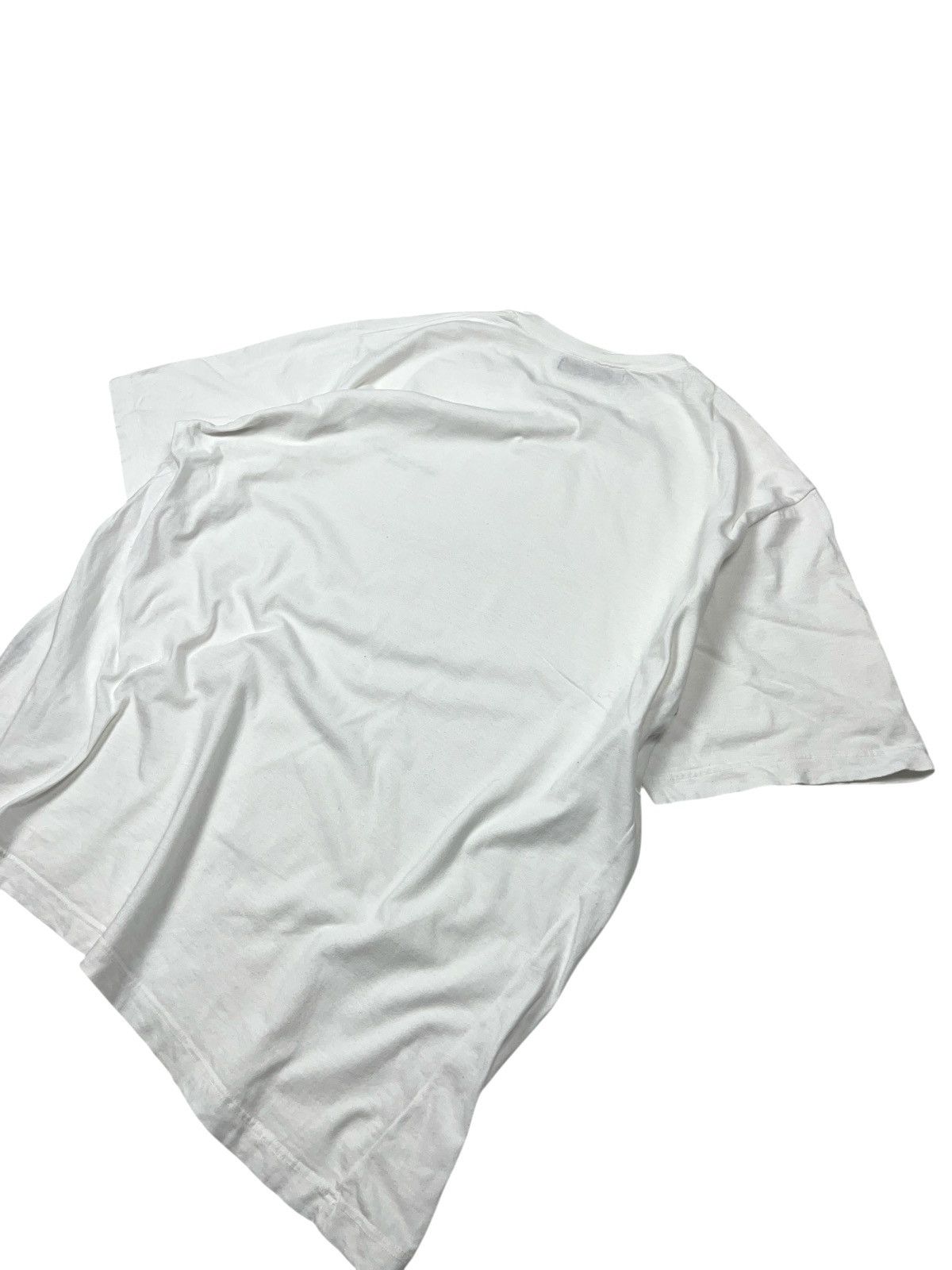 Katharine Hamnett London × Vintage Vintage 90s Katherine Hamnett London V-neck T-shirt Size US L / EU 52-54 / 3 - 7 Thumbnail