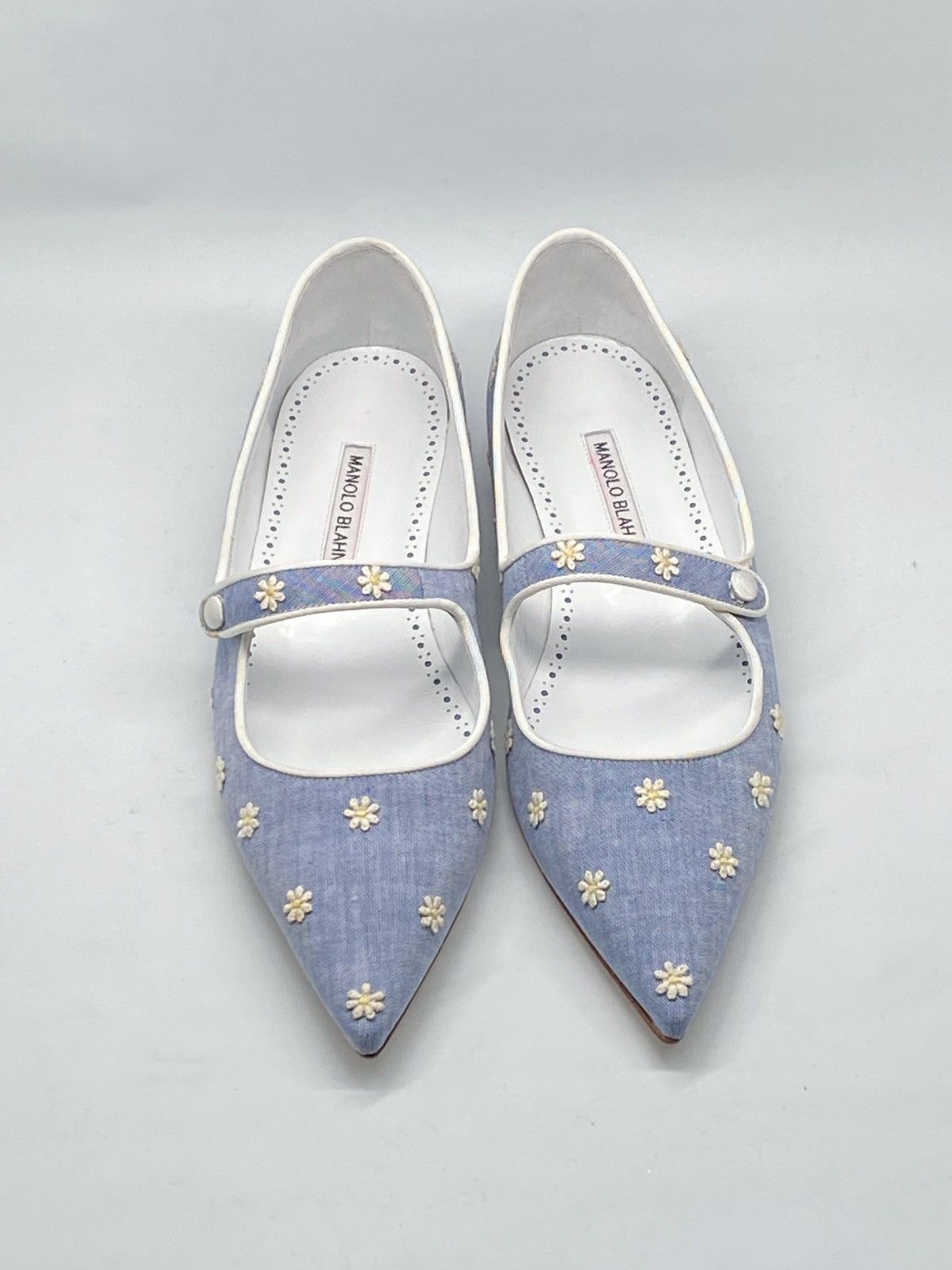 Manolo Blahnik Manolo Blahnik Campari Blue Mary Jane Ballet Flats size 38.5 Size US 8.5 / IT 38.5 - 4 Thumbnail