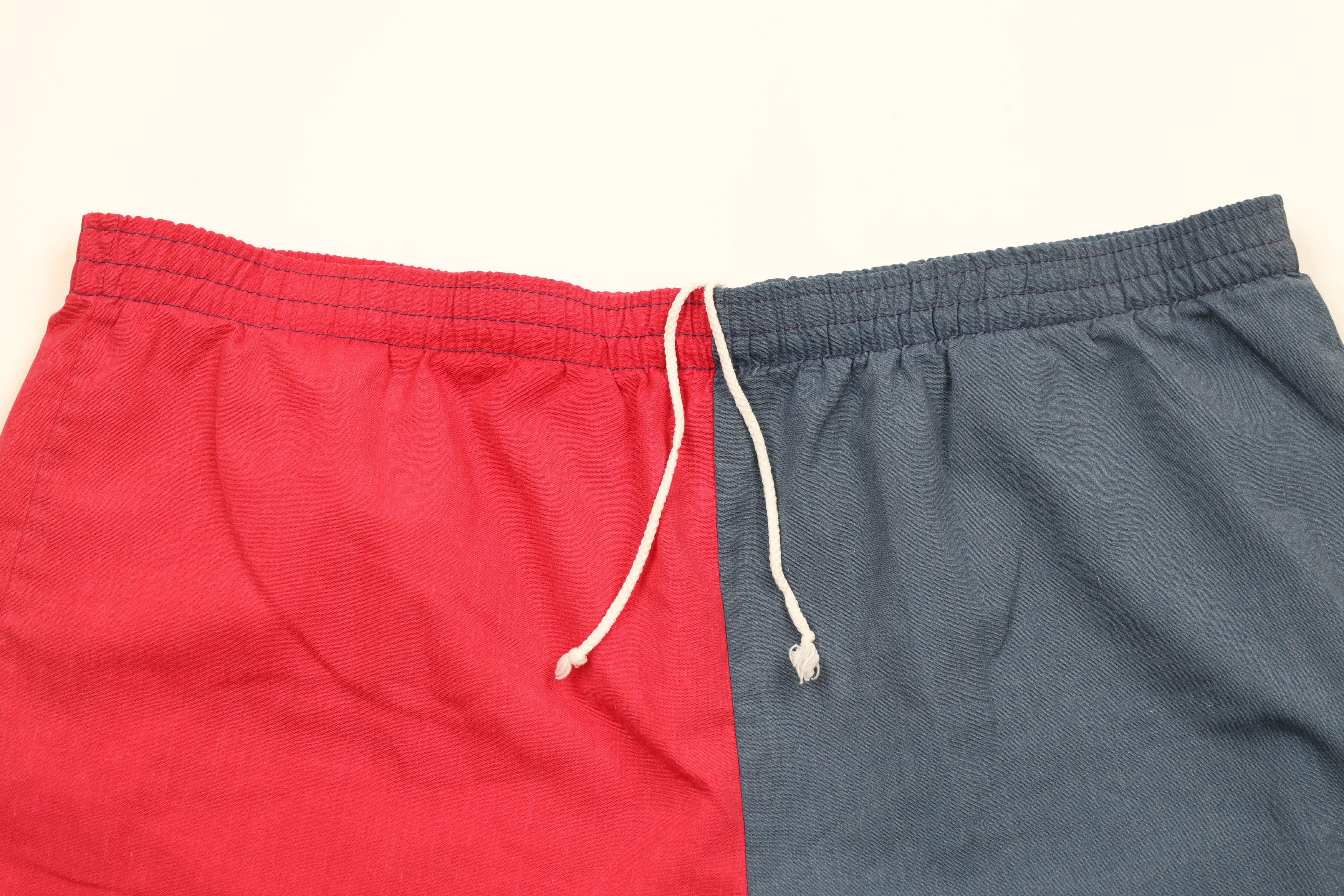 Vintage Vintage 70s Streetwear Block Lined Running Short Shorts USA Size US 36 / EU 52 - 2 Thumbnail