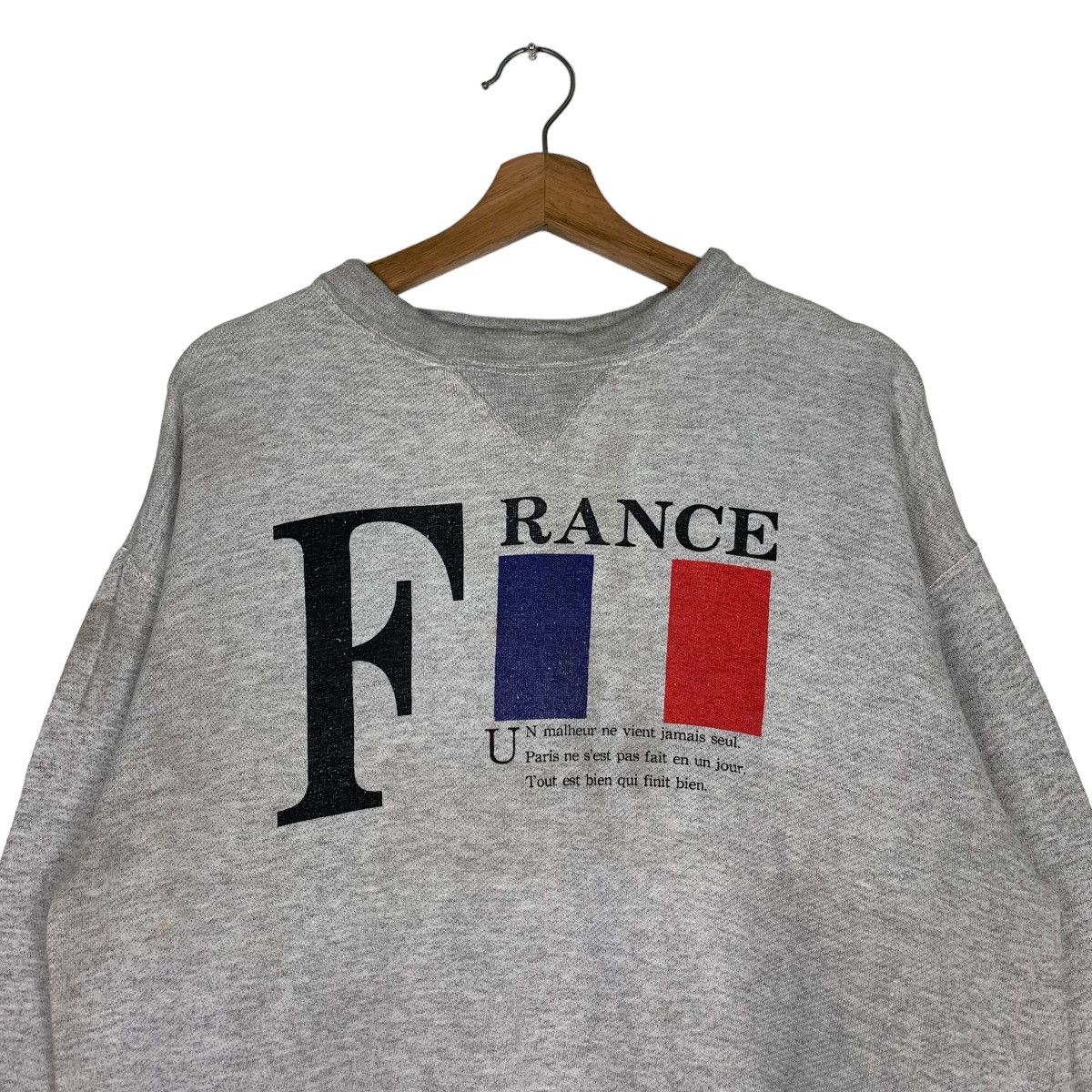 Vintage BODY-FIT FRANCE Flag Big Logo Sweatshirts #0811-C37 Size US L / EU 52-54 / 3 - 2 Thumbnail
