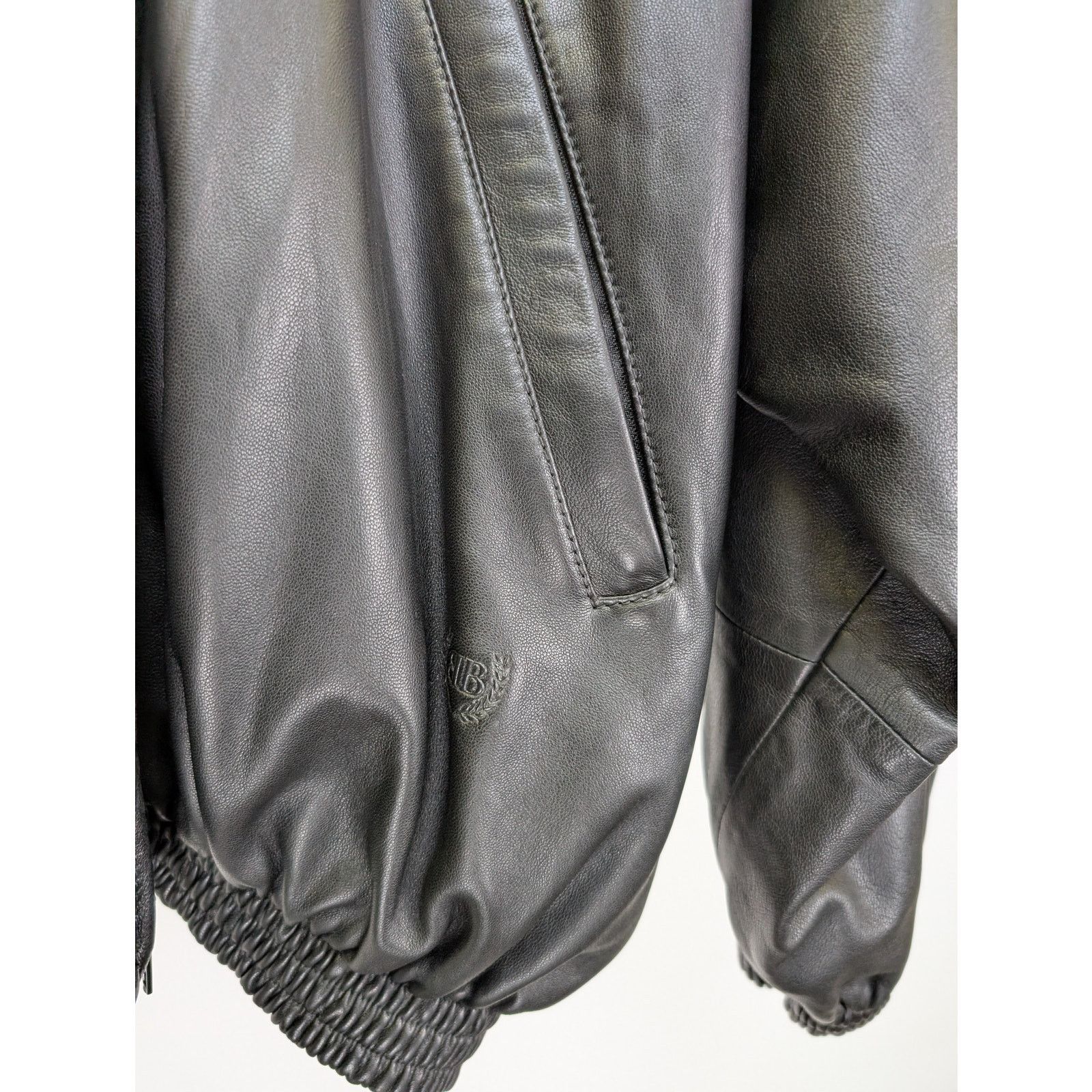 Balenciaga o1rshd1 Leather Down Jacket in Black Size US L / EU 52-54 / 3 - 6 Thumbnail