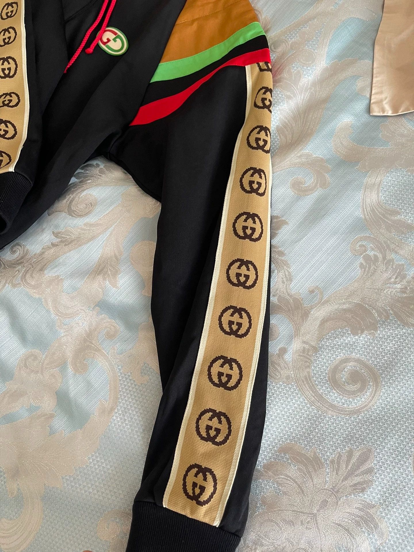 Gucci Gucci Classic Logo Sleeve Jacket L (NWOT) Size US L / EU 52-54 / 3 - 4 Thumbnail