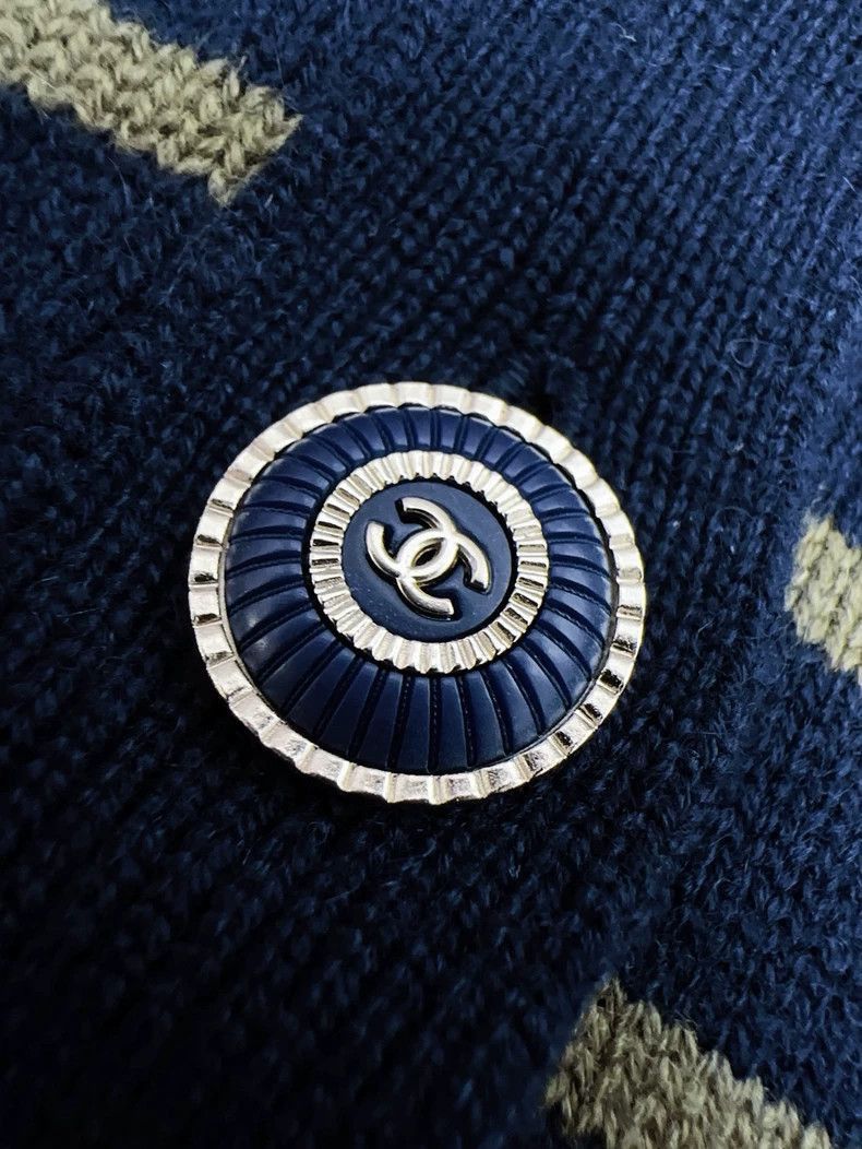 Chanel Chanel 20C Knit Cardigan Coat Blue Multi Size M / US 6-8 / IT 42-44 - 4 Thumbnail