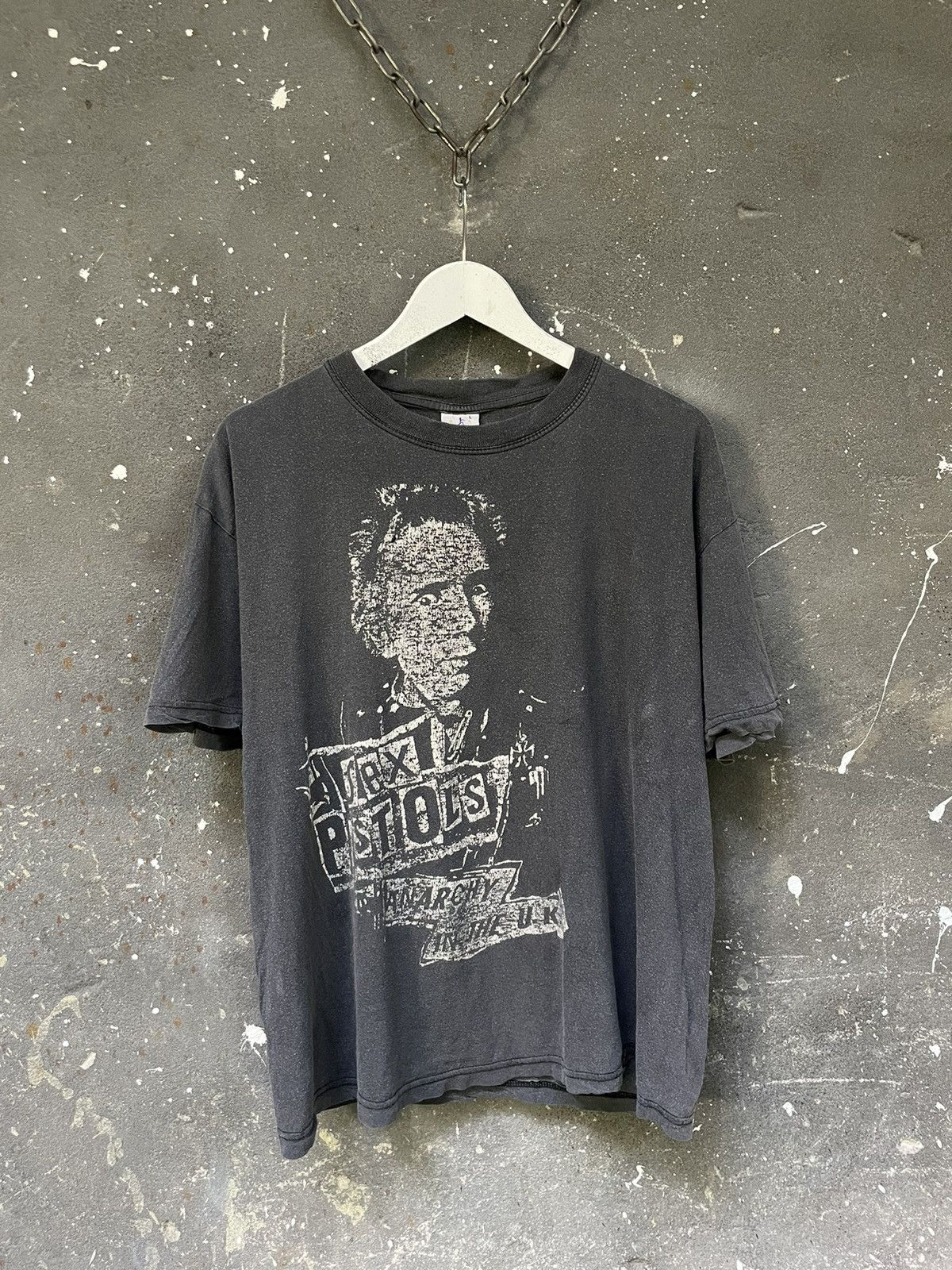 Band Tees 💥RARE💥 Sex Pistols Sid Vicious Vintage 90’s T-Shirt Size US L / EU 52-54 / 3 - 1 Thumbnail