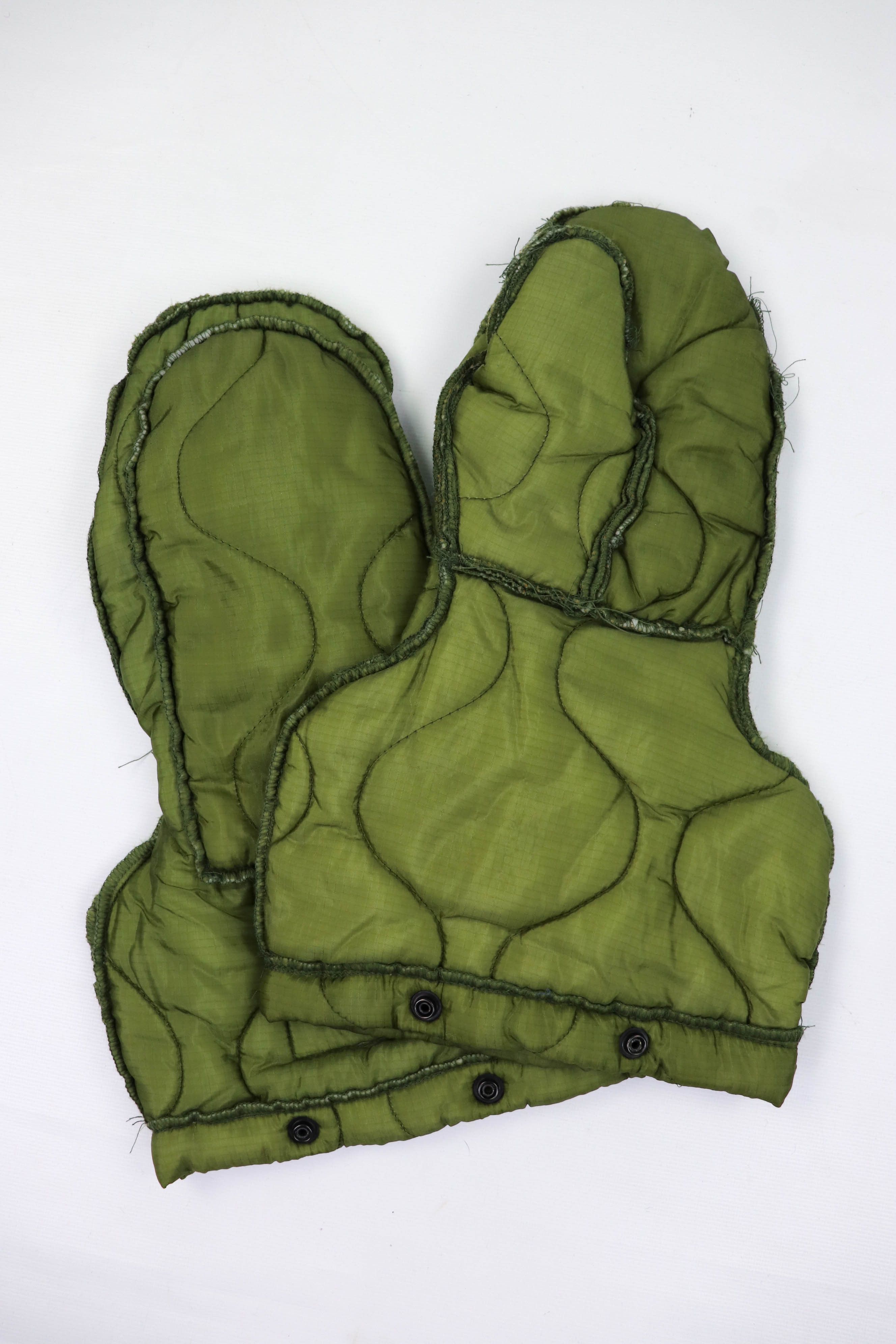 Vintage Vintage Mitten Set Arctic Extreme Cold Weather Khaki Gloves Size ONE SIZE - 8 Thumbnail