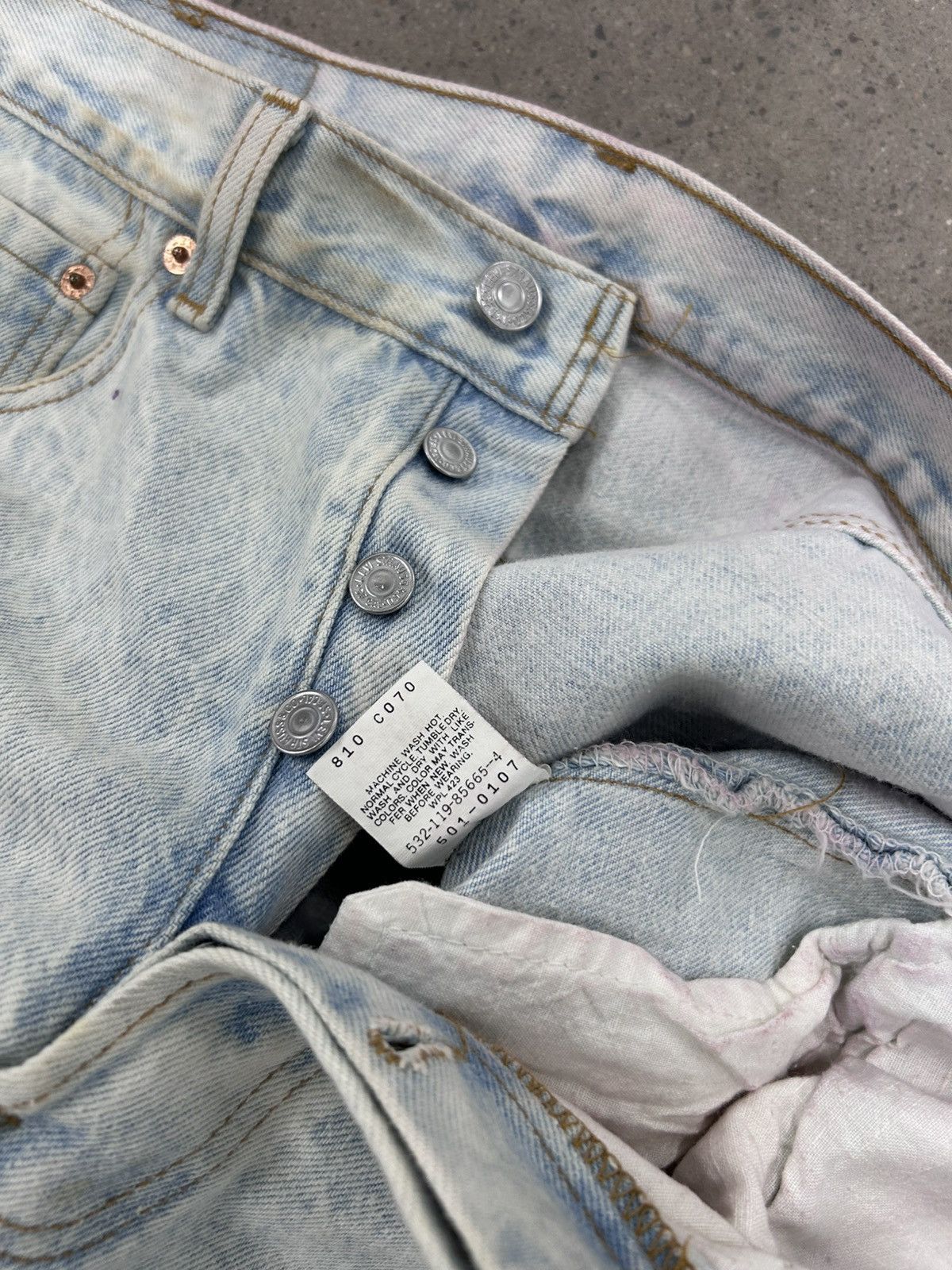 Levi's Vintage 90s Light Wash 501 Denim Jeans Size US 30 / EU 46 - 5 Thumbnail
