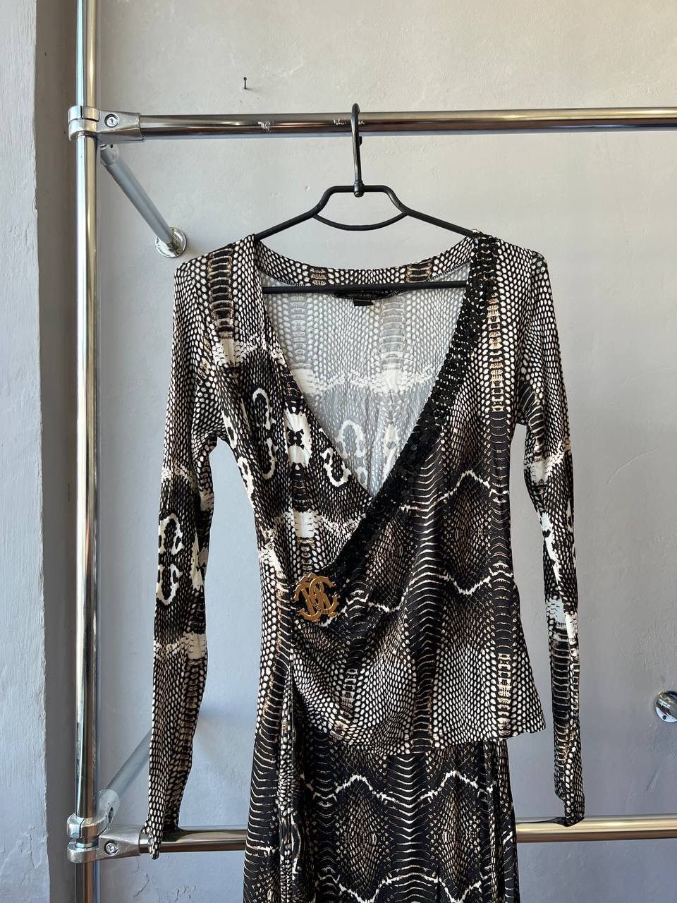 Grailed S/S 2005 ROBERTO CAVALLI RARE SNAKE PATTERN ARCHIVAL DRESS M Size M / US 6-8 / IT 42-44 - 3 Thumbnail