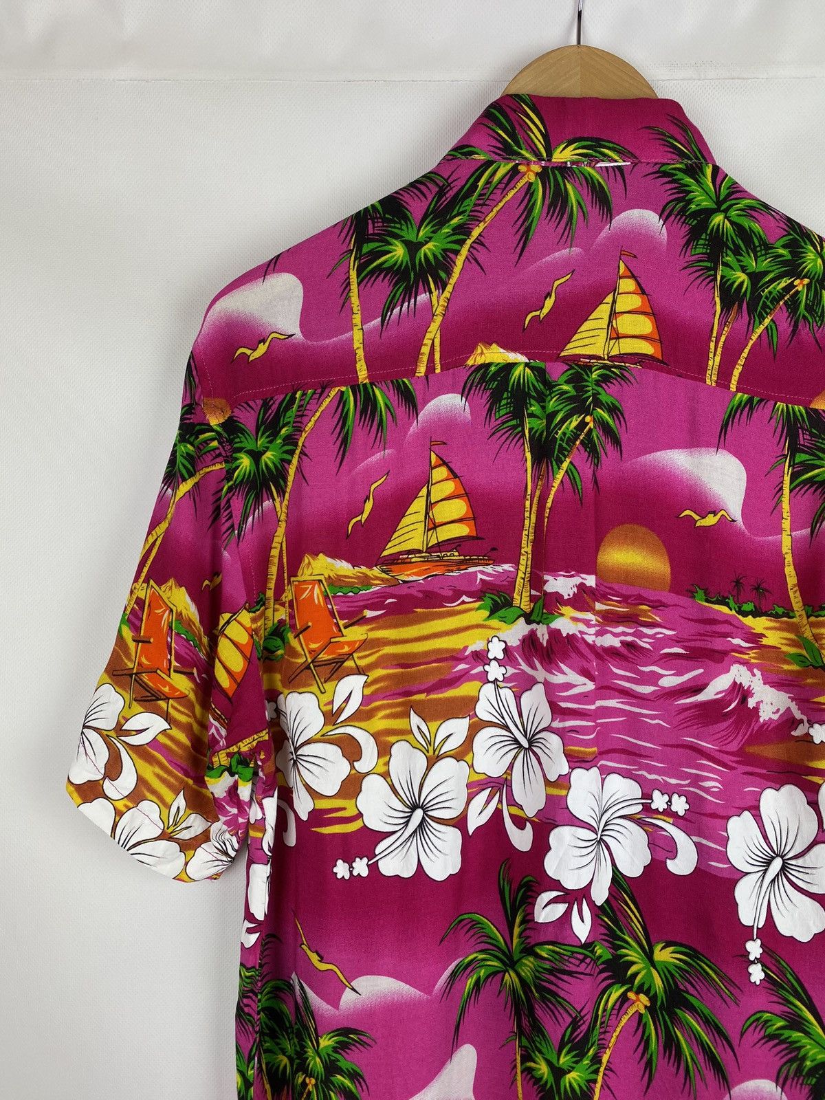 Vintage Vintage Hawaiian Crazy Overprinted shirt size L Size US L / EU 52-54 / 3 - 16 Thumbnail