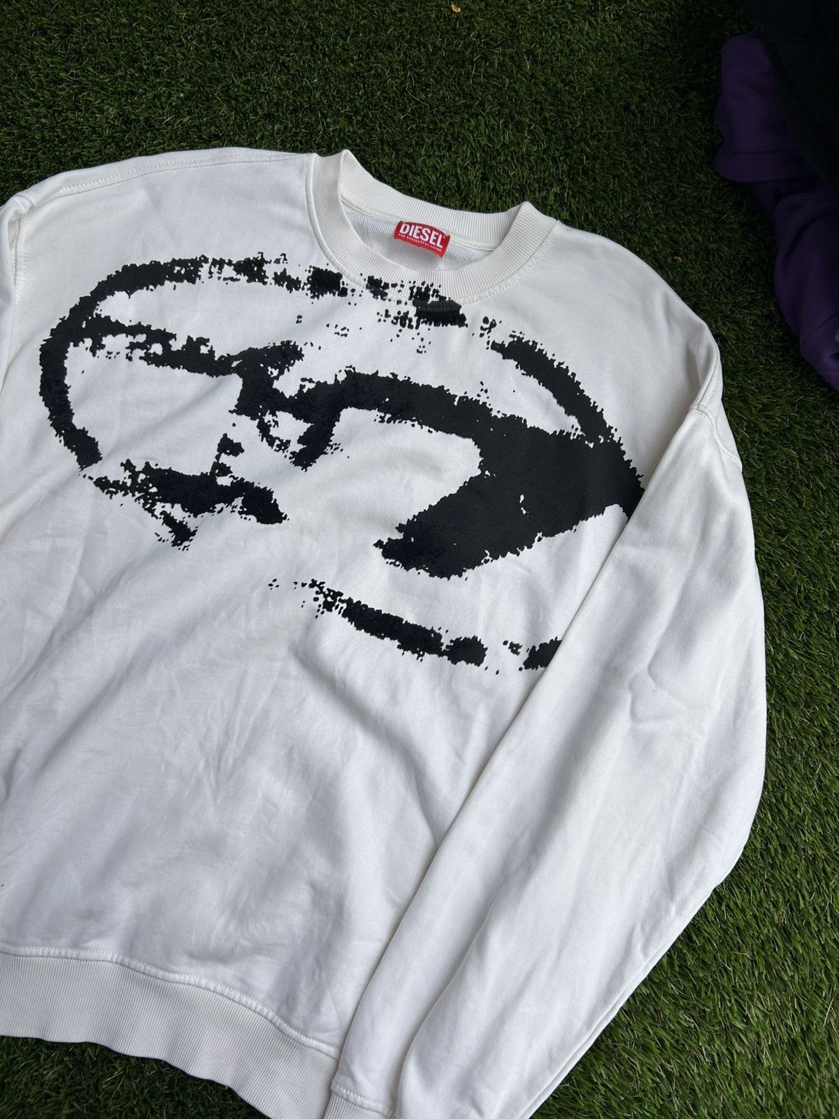 Diesel Diesel Red Tag Big D Logo Crewneck Sweatshirt Size US XL / EU 56 / 4 - 1 Thumbnail
